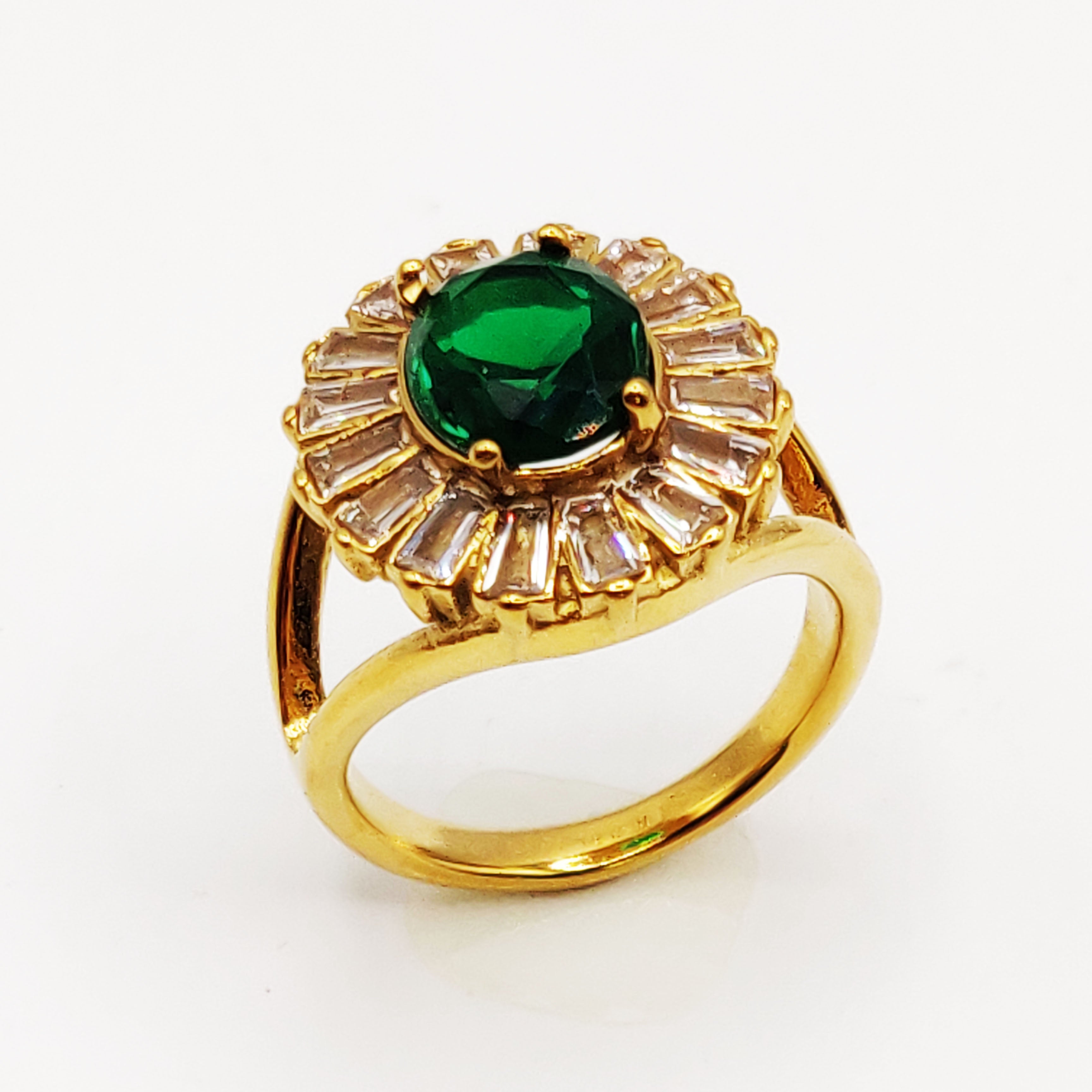 Bague Cristal Ovale Vert Tour Cristaux Luxe