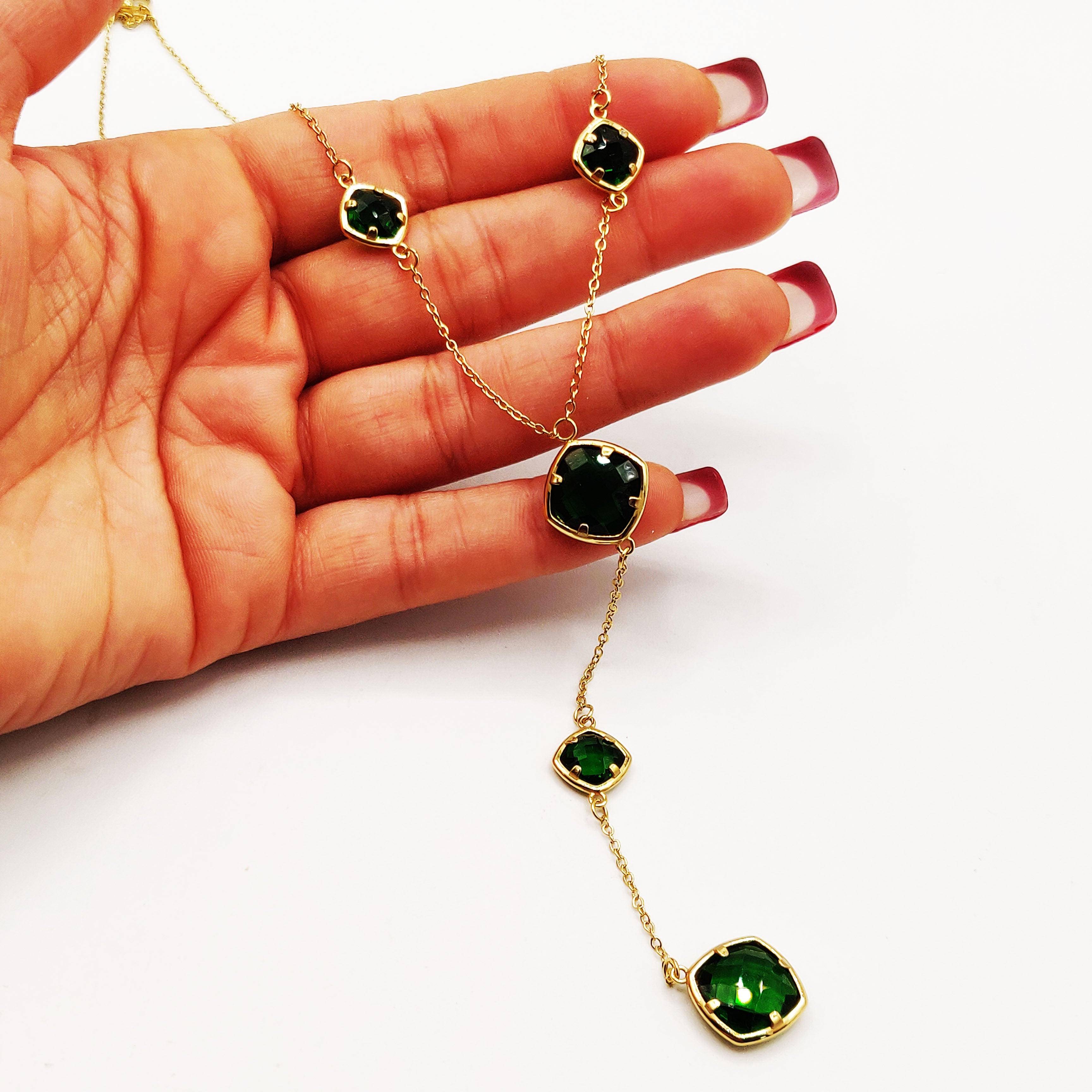 Collier Multi Cristaux Losanges Verts Descendant Luxe