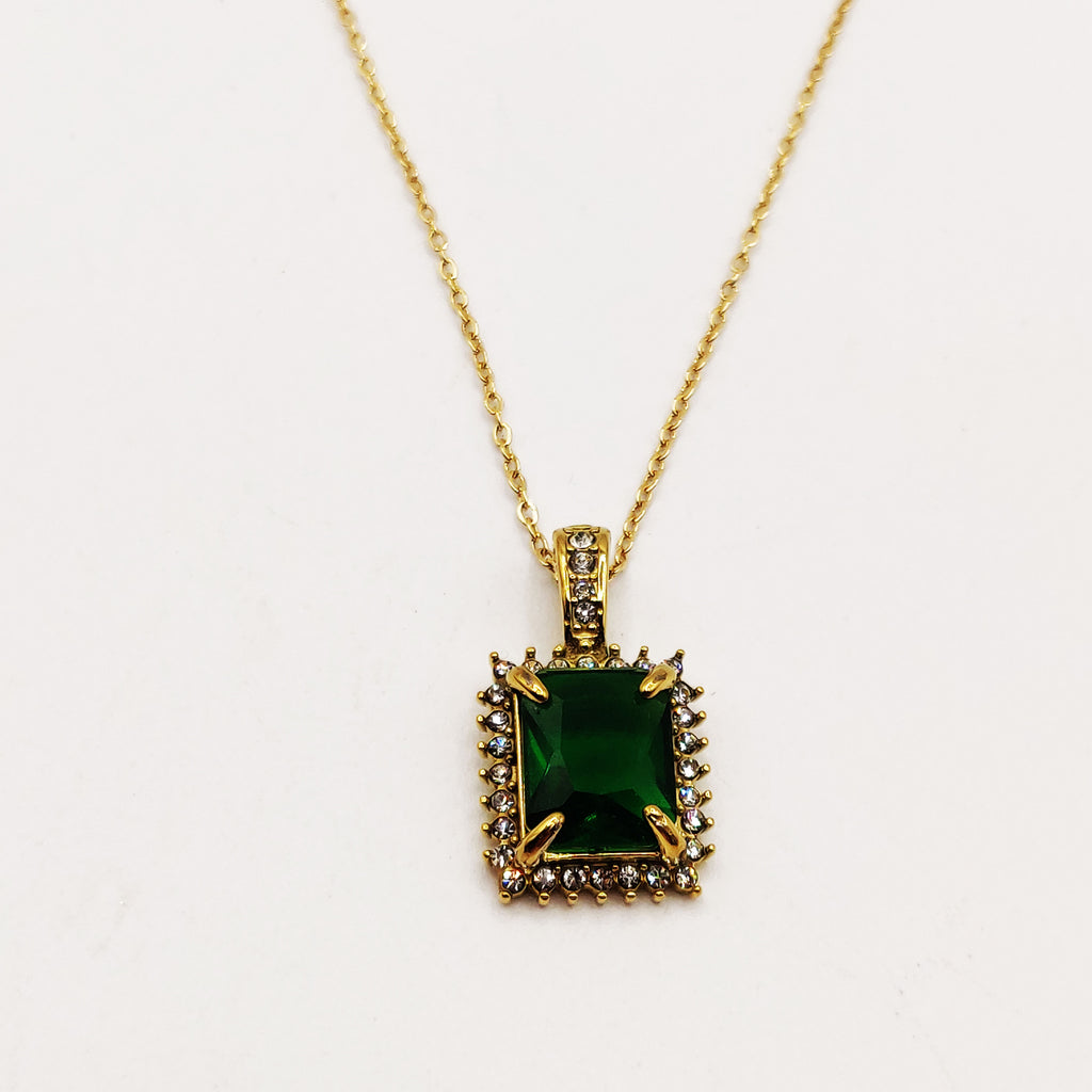 Collier Grand Cristal Vert Rectangle Tour Cristaux Luxe