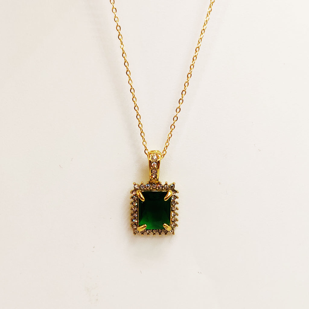 Collier Grand Cristal Vert Rectangle Tour Cristaux Luxe