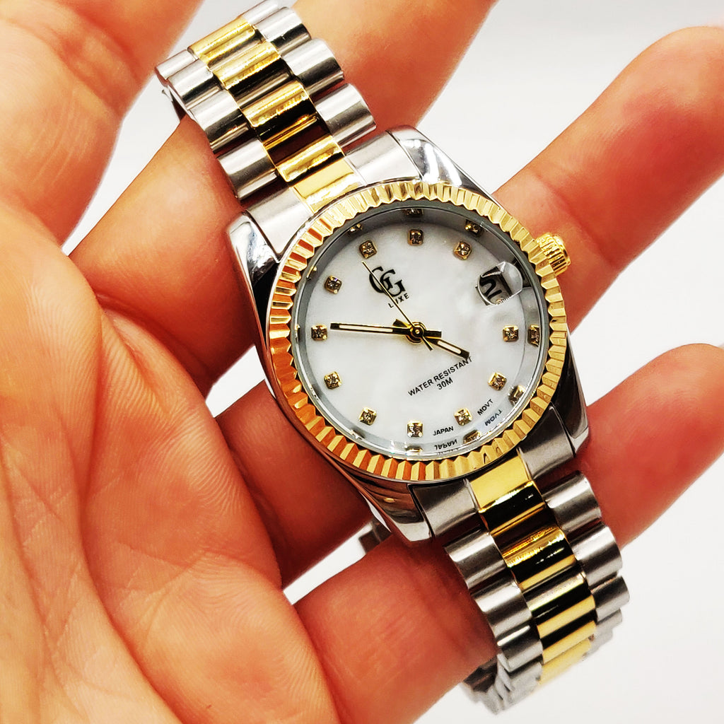 Montre GG Luxe FB1912 Bracelet Argenté et Doré Fond Blanc