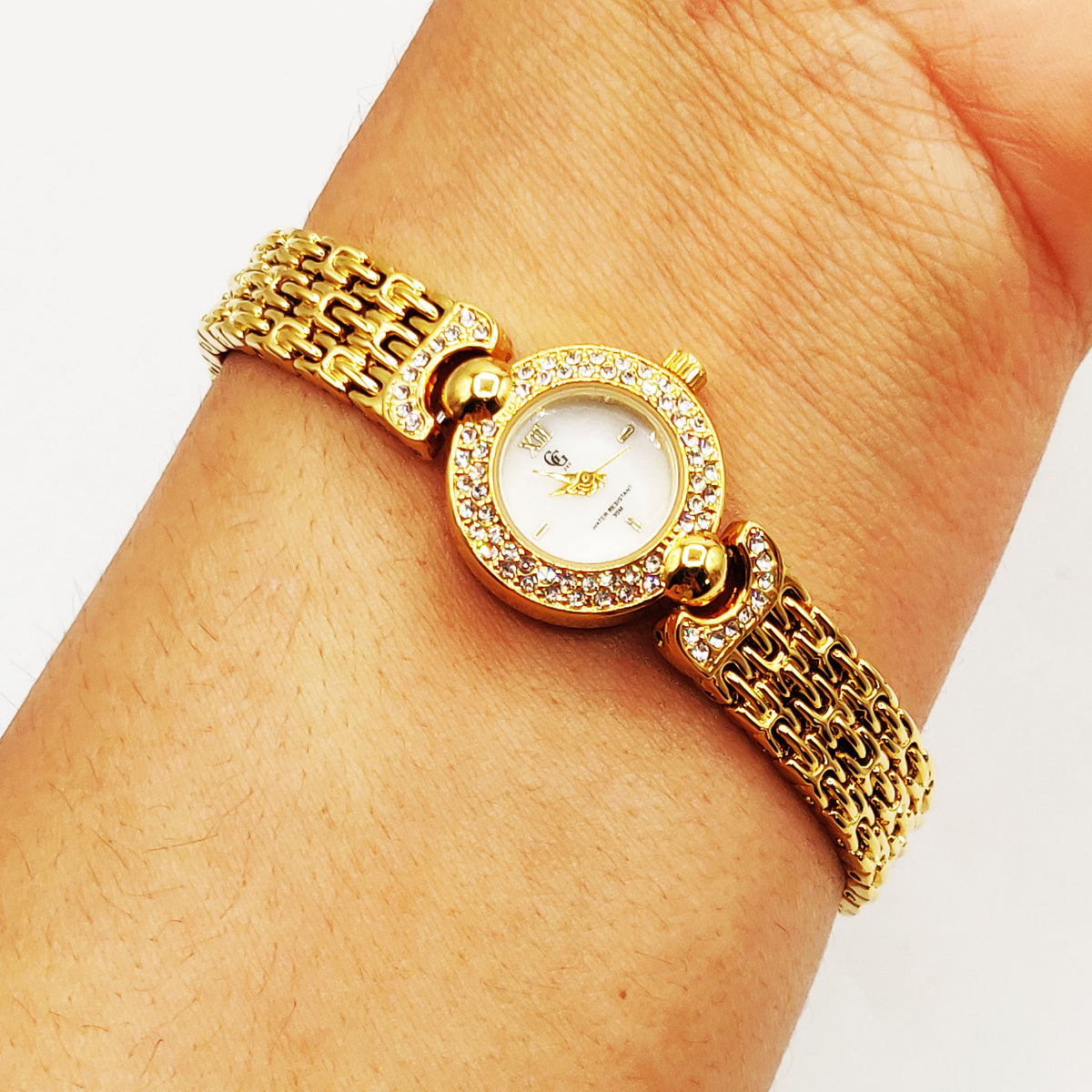Montre GG Luxe FB1841 Fond Blanc