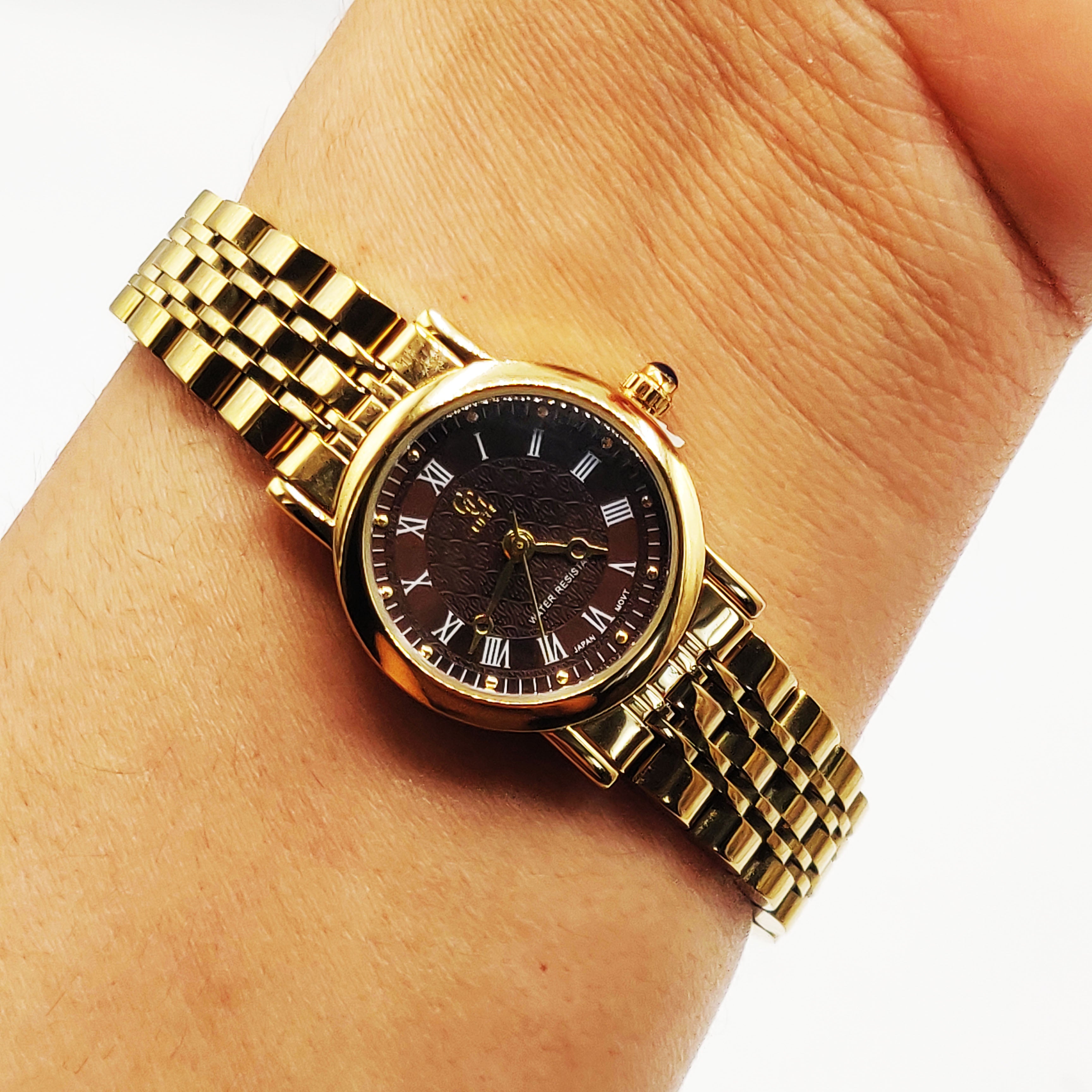 Montre GG Luxe Q88140 Fond Marron Luxe