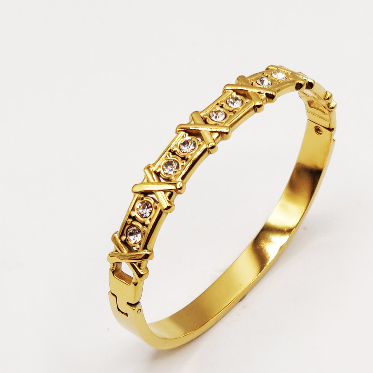 Bracelet Rigide Multi X et Cristaux Ronds Luxe