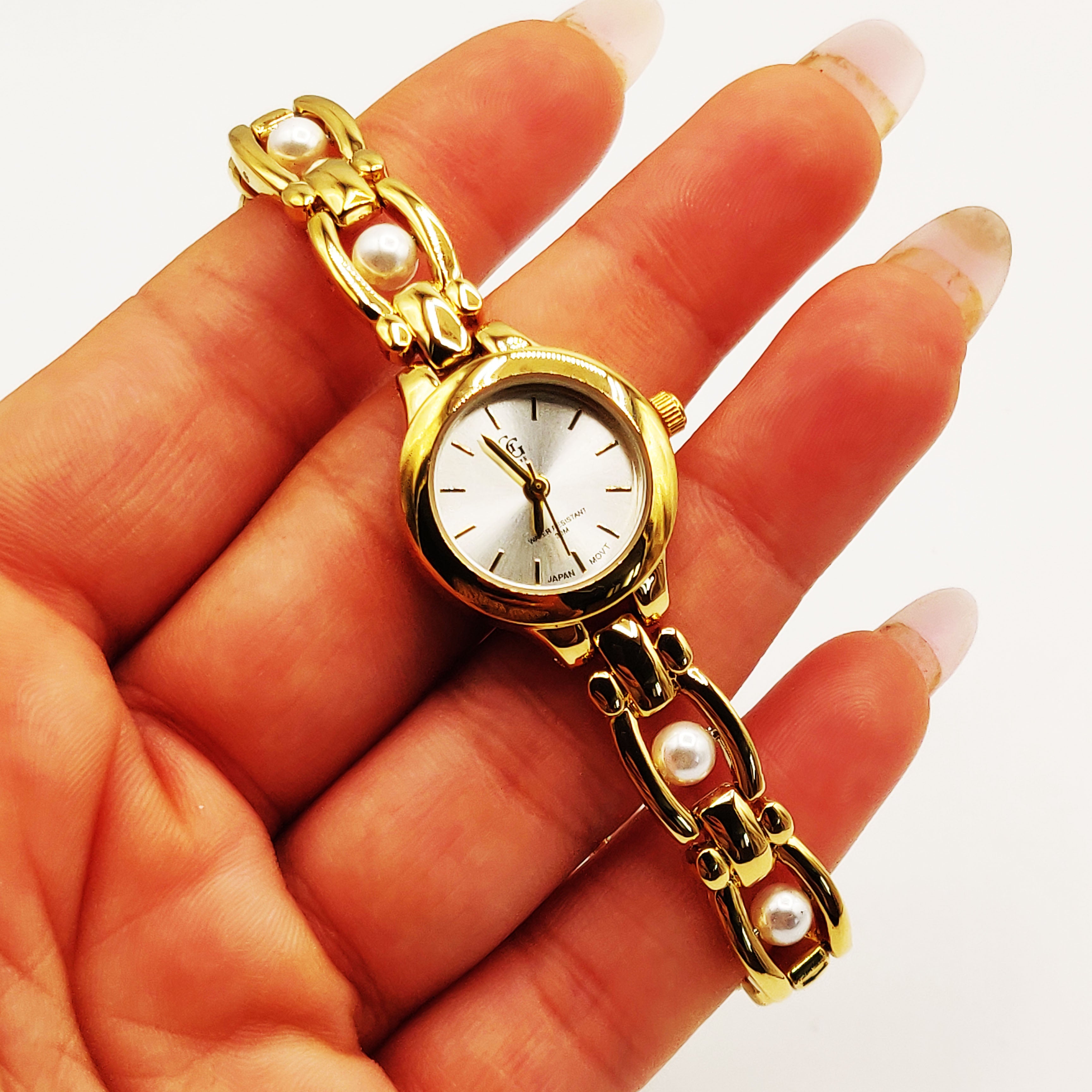 Montre GG Luxe FB1874 Fond Blanc