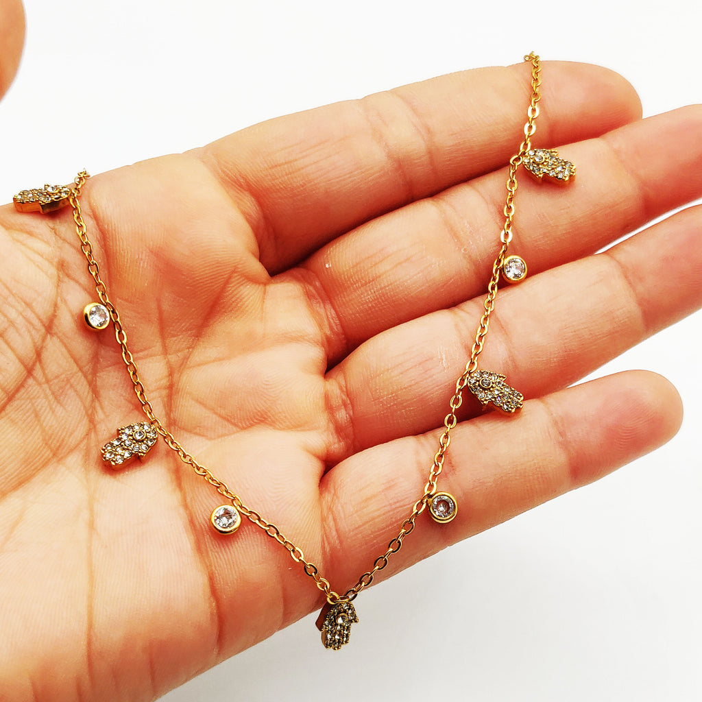 Collier Multi Mains de Fatma Cristaux et Cristaux Ronds Luxe