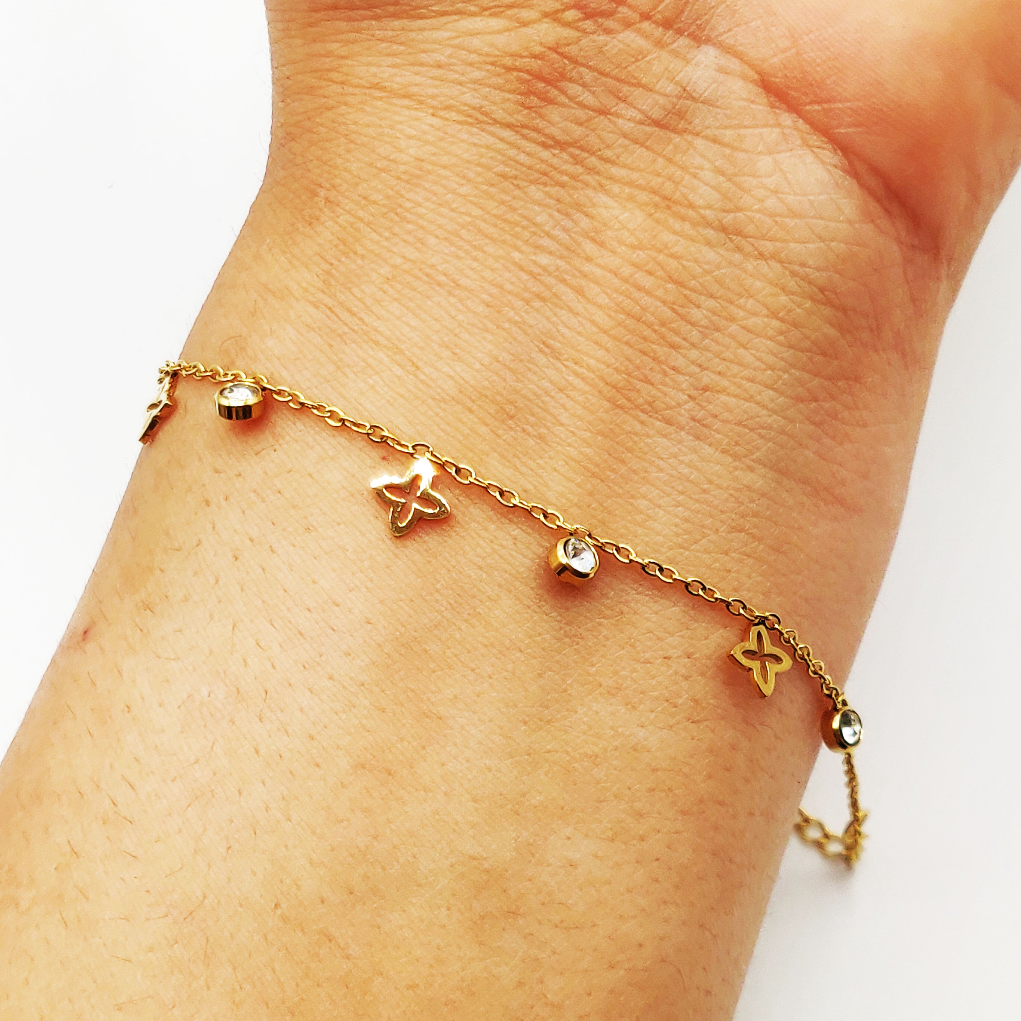 Bracelet Multi Étoiles Creuses et Cristaux Luxe