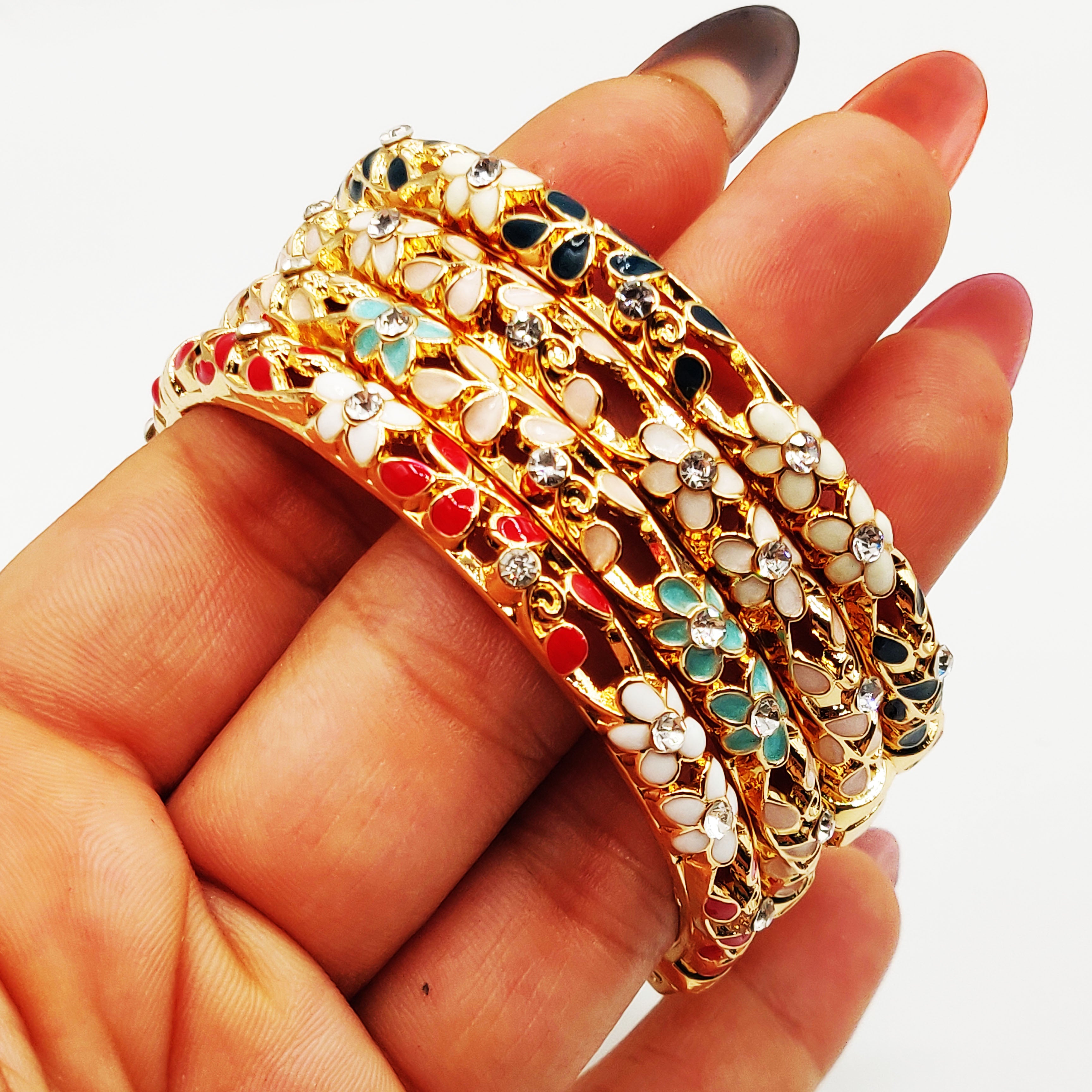 4 Bracelets Thaïlandais Dorés Fleurs Multicolores Luxe