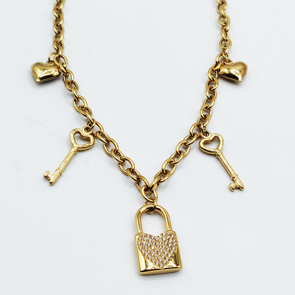 Collier Chaîne Pendentifs Cadenas, Clés et Coeurs Luxe