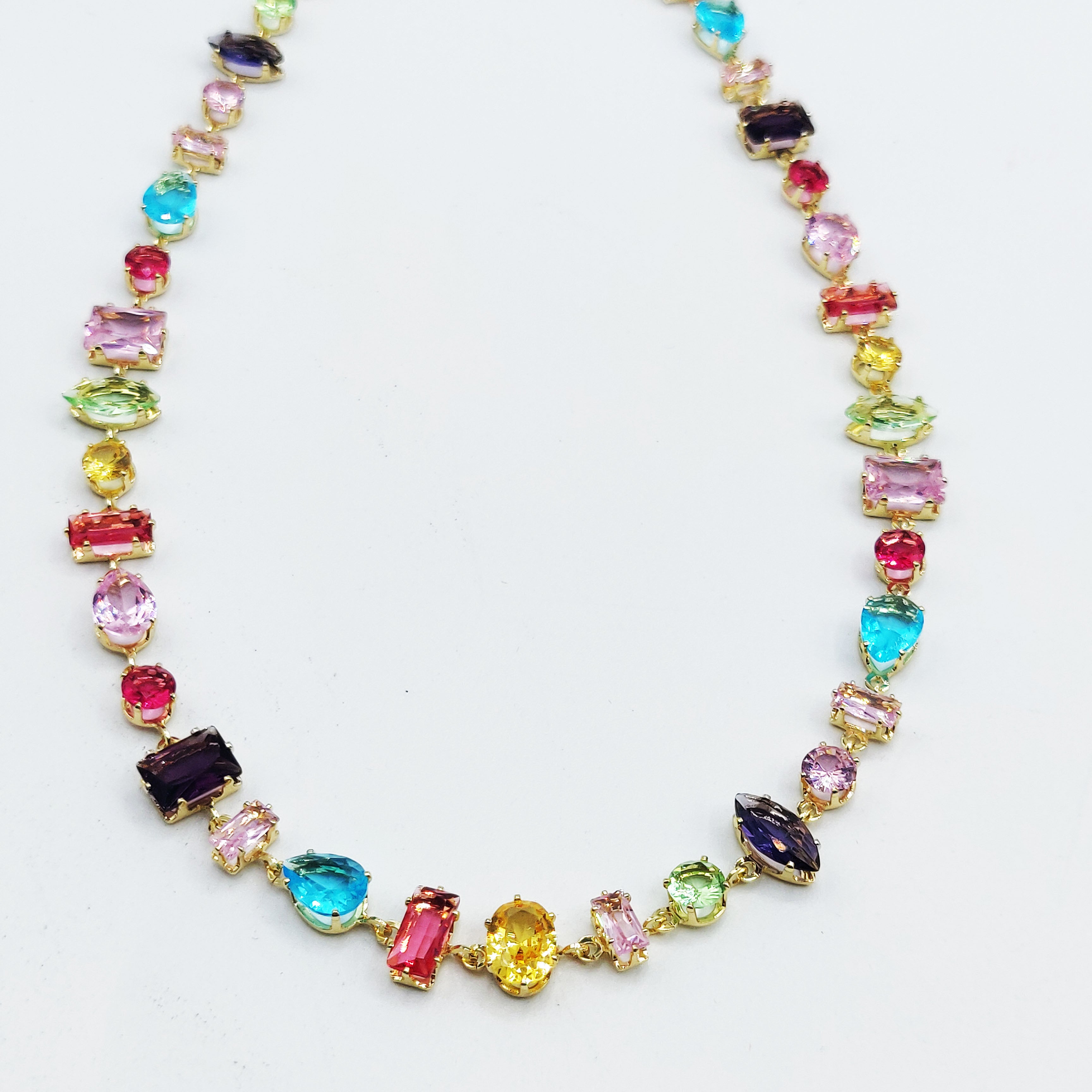 Collier Multi Cristaux Multi Formes et Multicolores Luxe