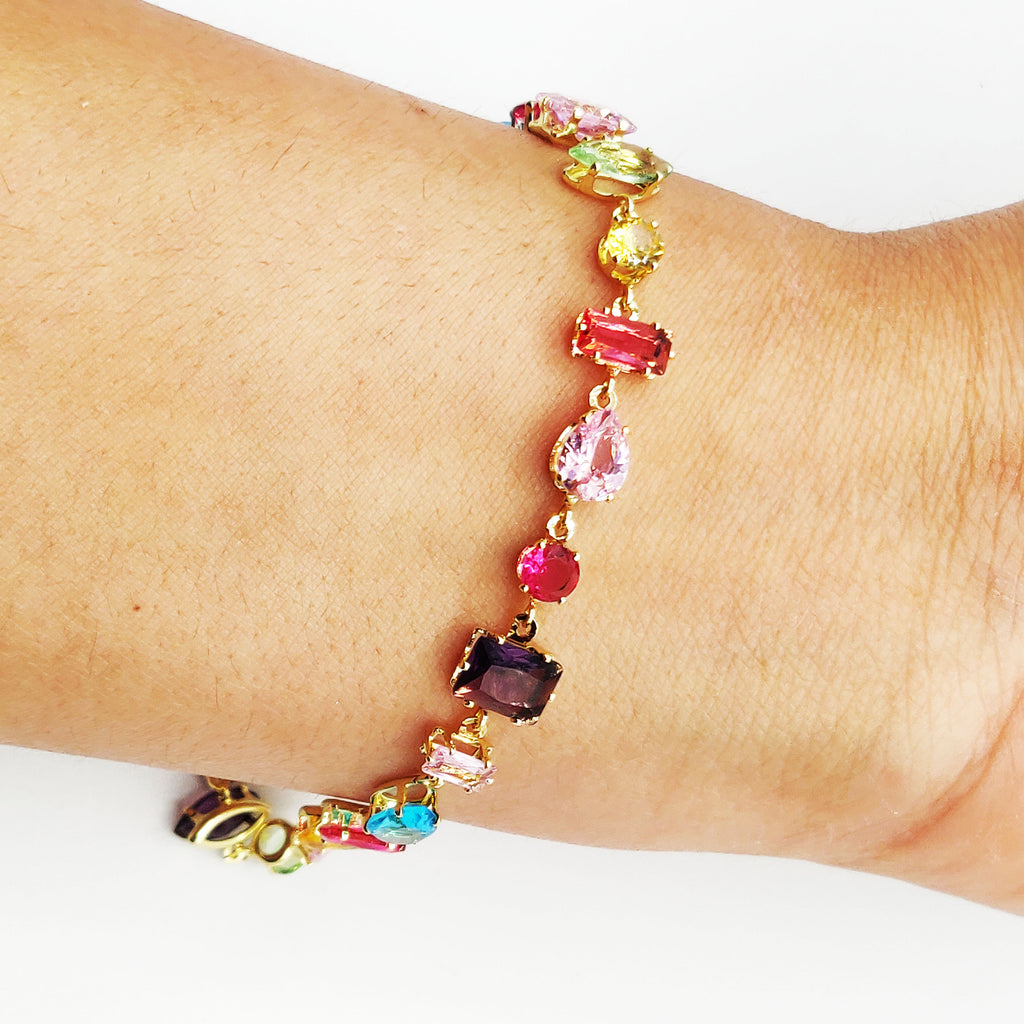 Bracelet Multi Cristaux Multi Formes et Multicolores Luxe