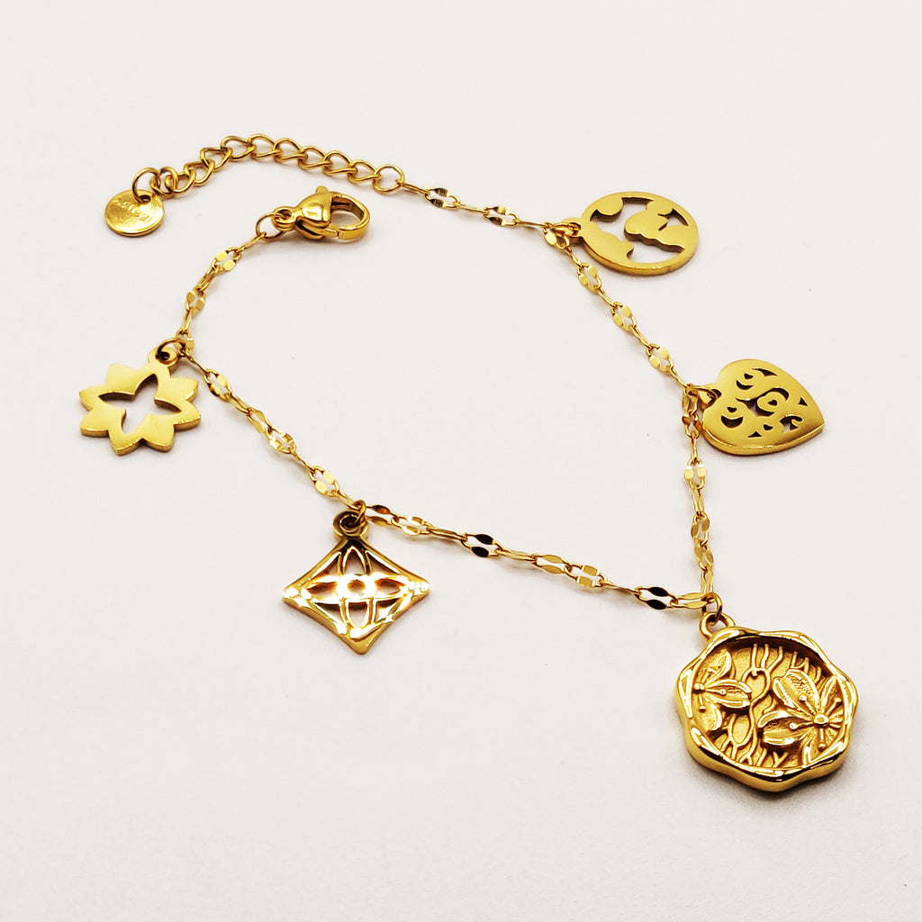 Bracelet Multi Pendentifs Fleurs et Étoiles Luxe