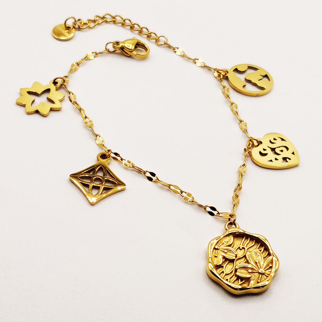 Bracelet Multi Pendentifs Fleurs et Étoiles Luxe