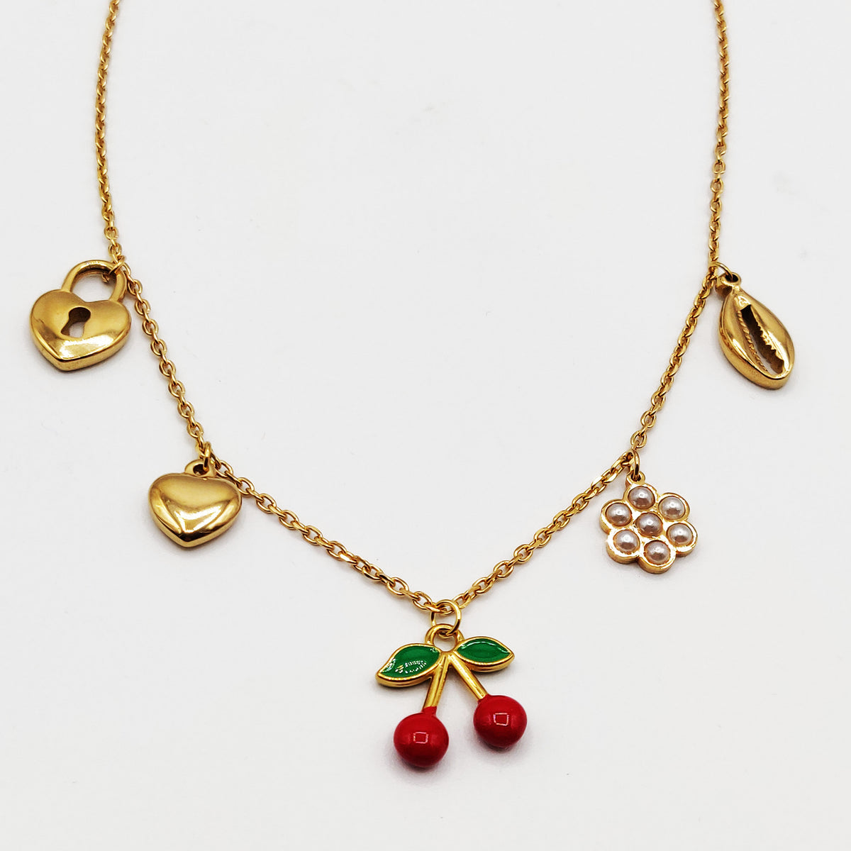 Collier Bibelots Cerises et Autres Luxe