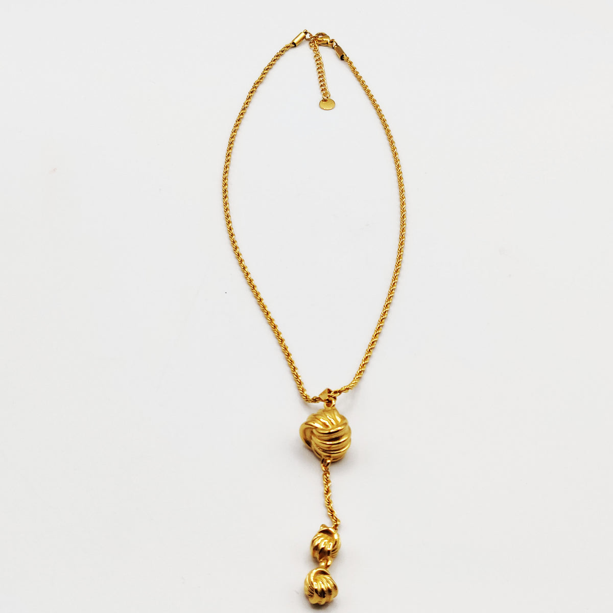 Collier Torsade Boules de Noeuds Descendant