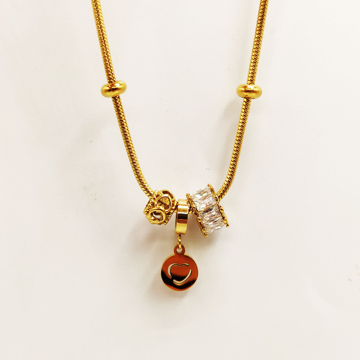 Collier Charmes Coeurs et Cristaux Luxe