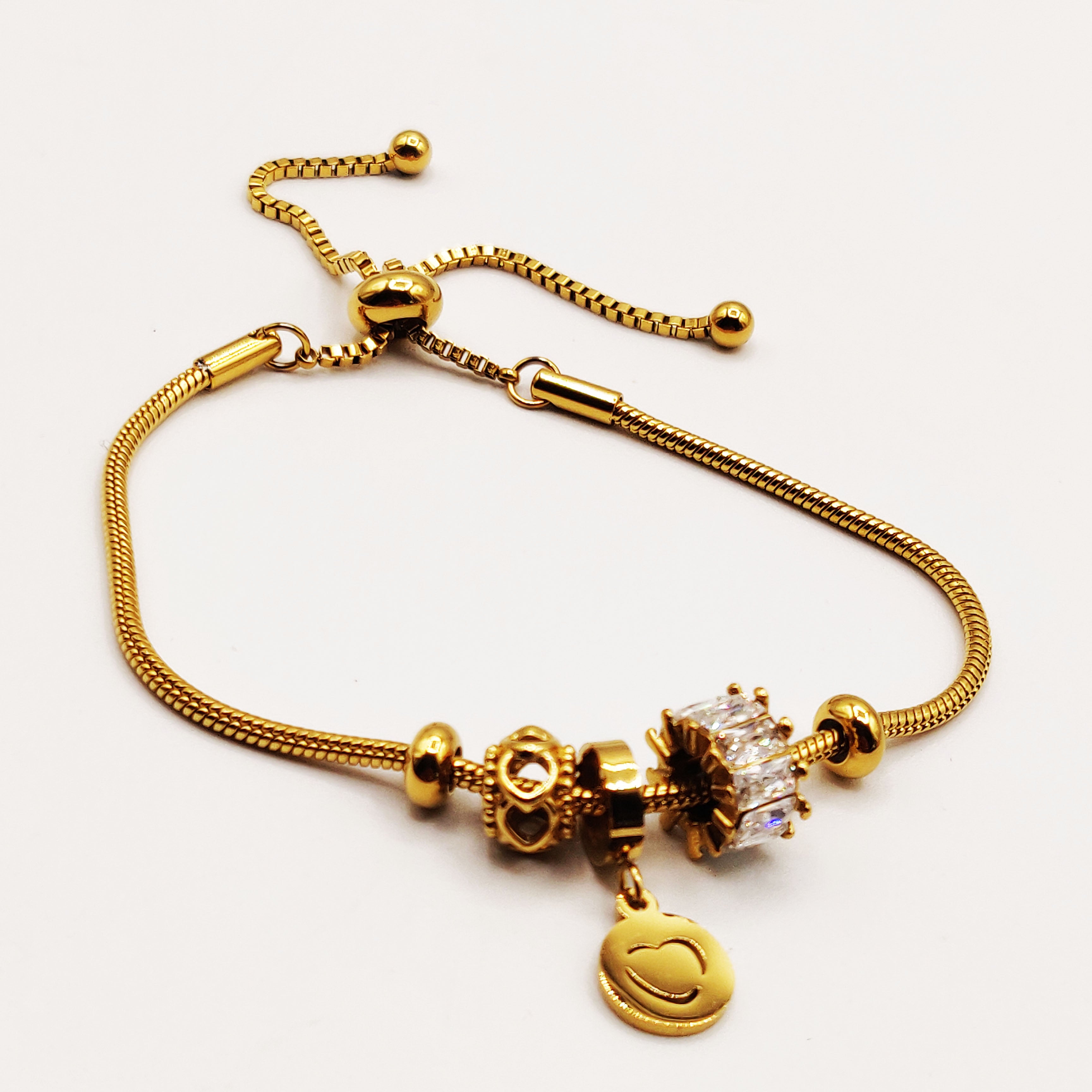 Bracelet Charmes Coeurs et Cristaux Luxe