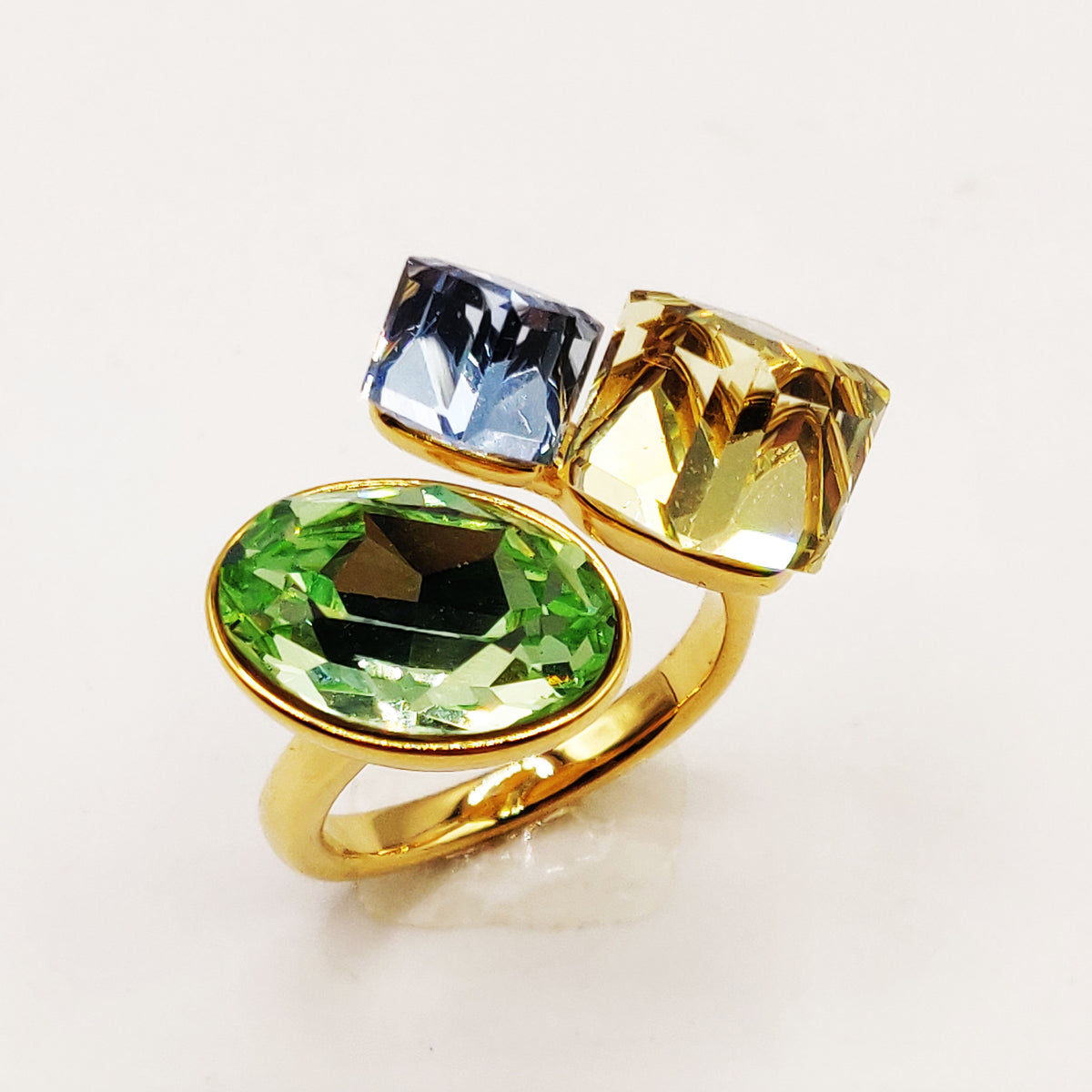 Bague Cristaux Vert, Bleu et Jaune Luxe