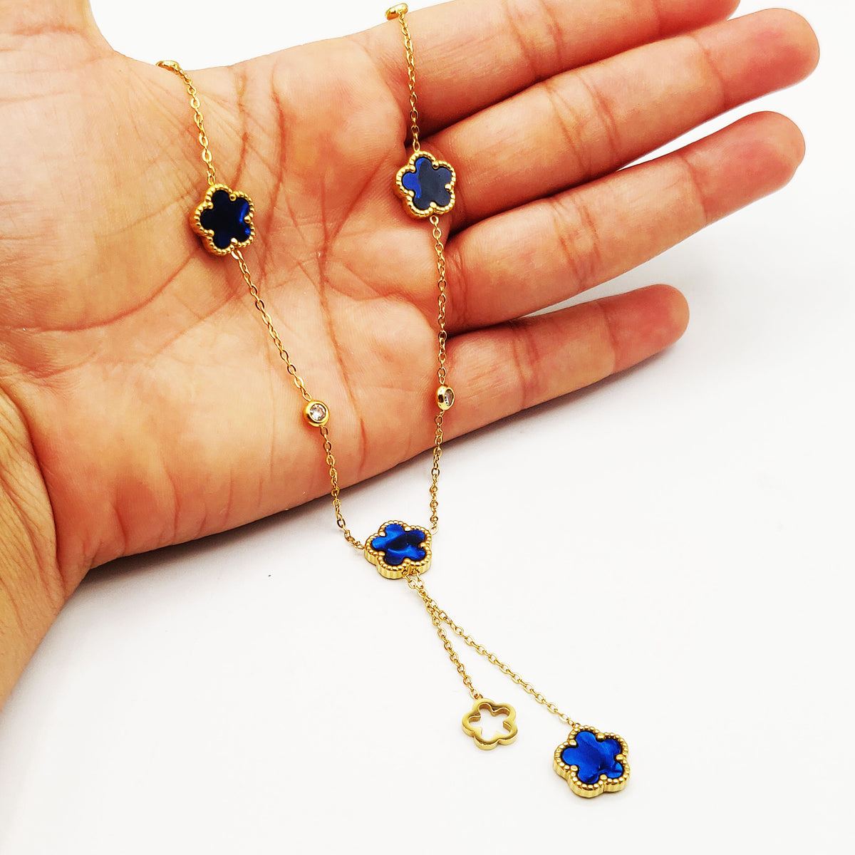Collier Marguerites Cristaux Bleus Luxe Descendant