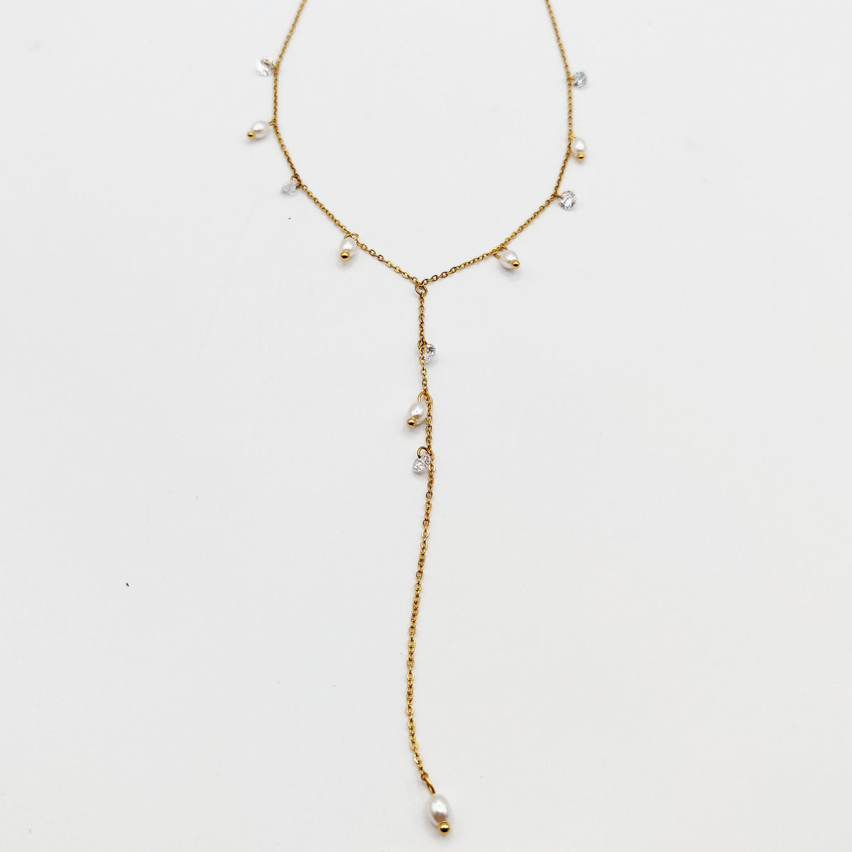 Collier Perles d'imitation Ovales et Cristaux Descendant Luxe