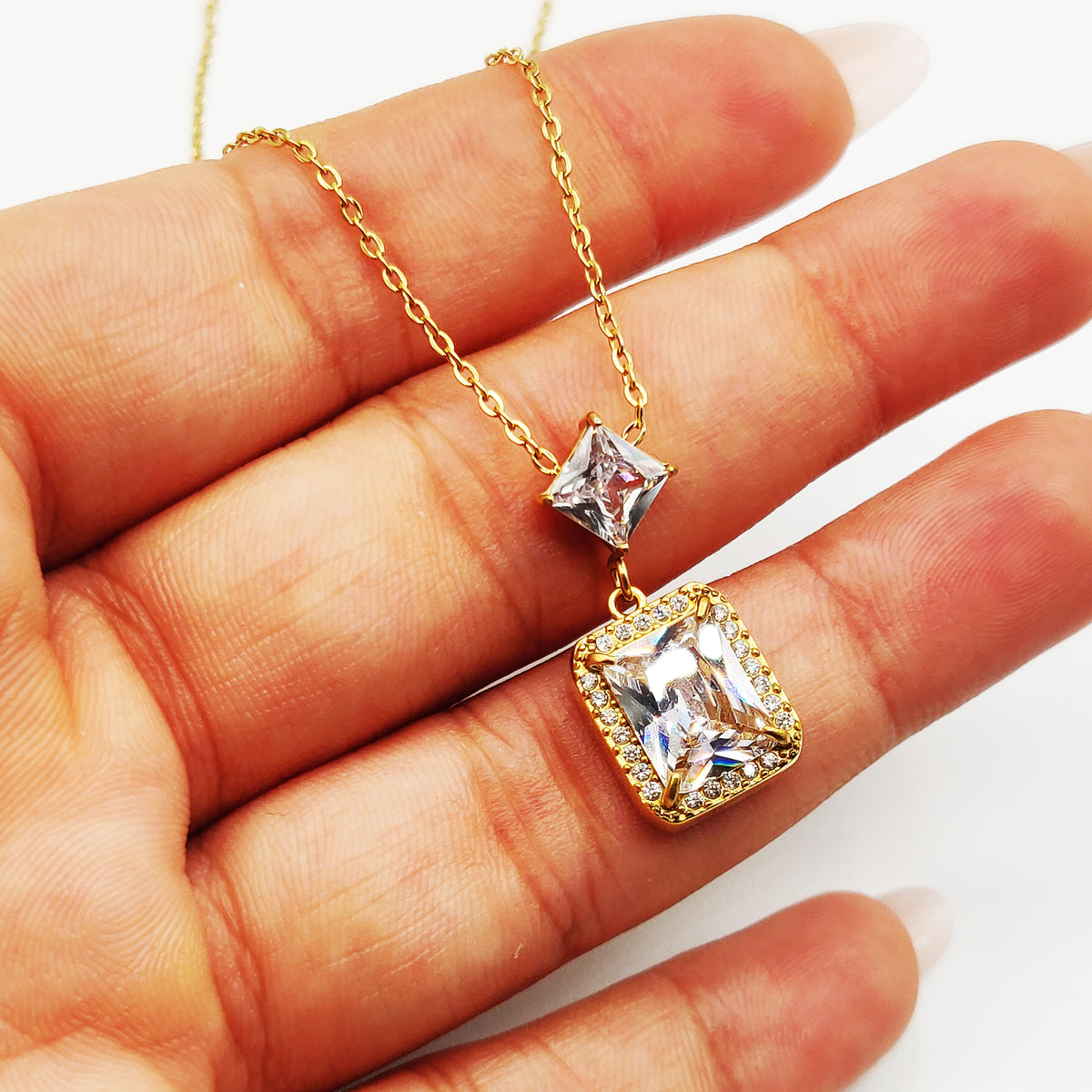 Collier Rectangle Cristal Tour Cristaux Luxe
