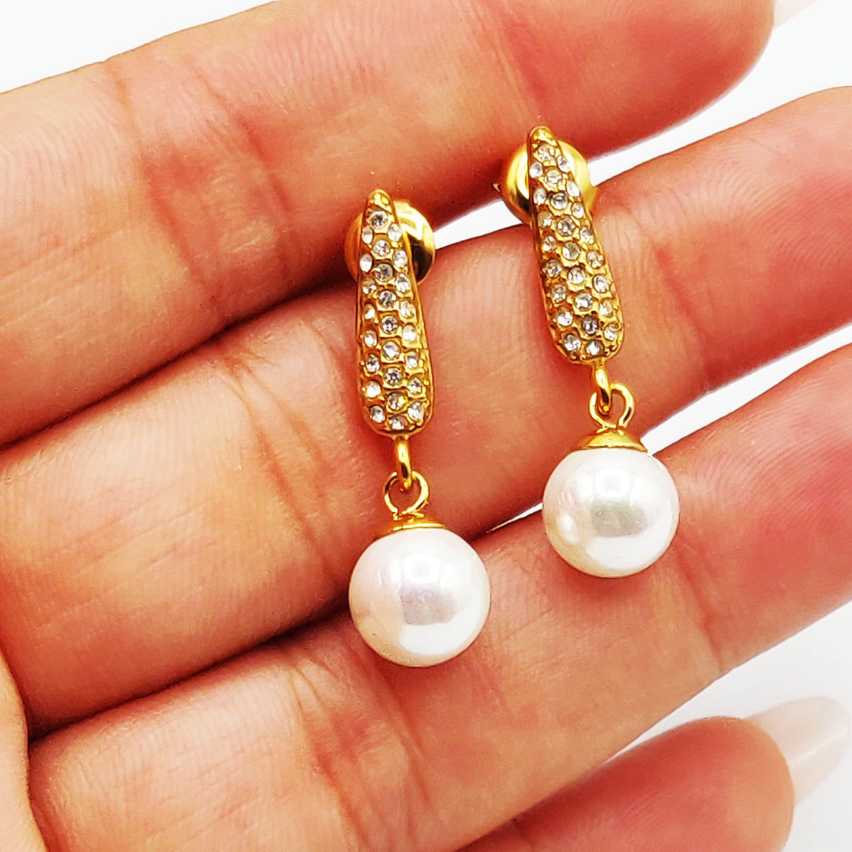 Boucles d'oreilles Goutte Cristaux et Perle d'imitation Blanche Luxe