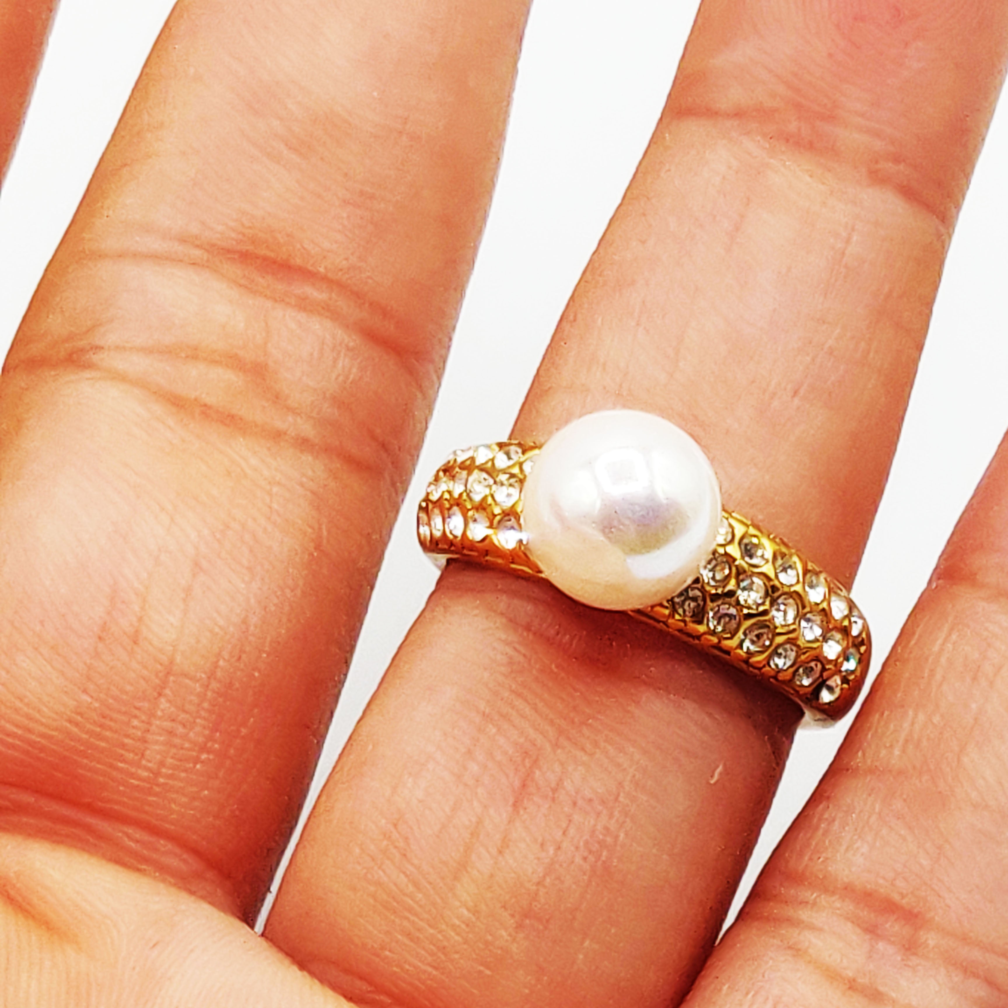 Bague Goutte Cristaux et Perle d'imitation Blanche Luxe