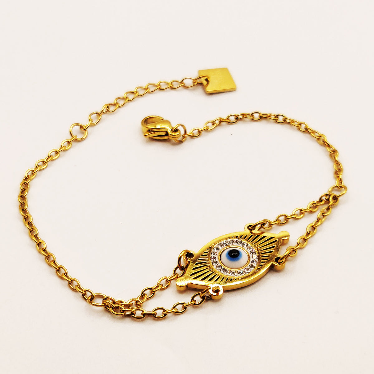 Bracelet Oeil Blanc Tour Cristaux Luxe