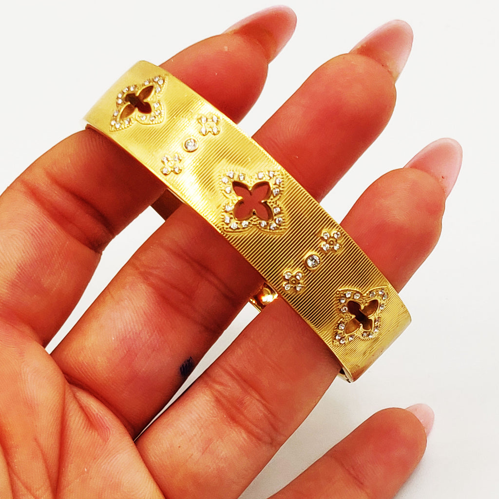 Bracelet Rigide Lignes Trèfles Incrustés Cristaux Luxe