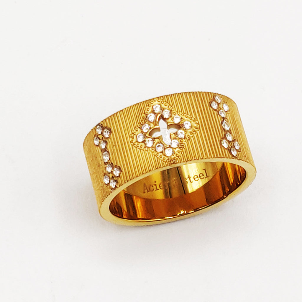 Bague Lignes Trèfles Incrustés Cristaux Luxe