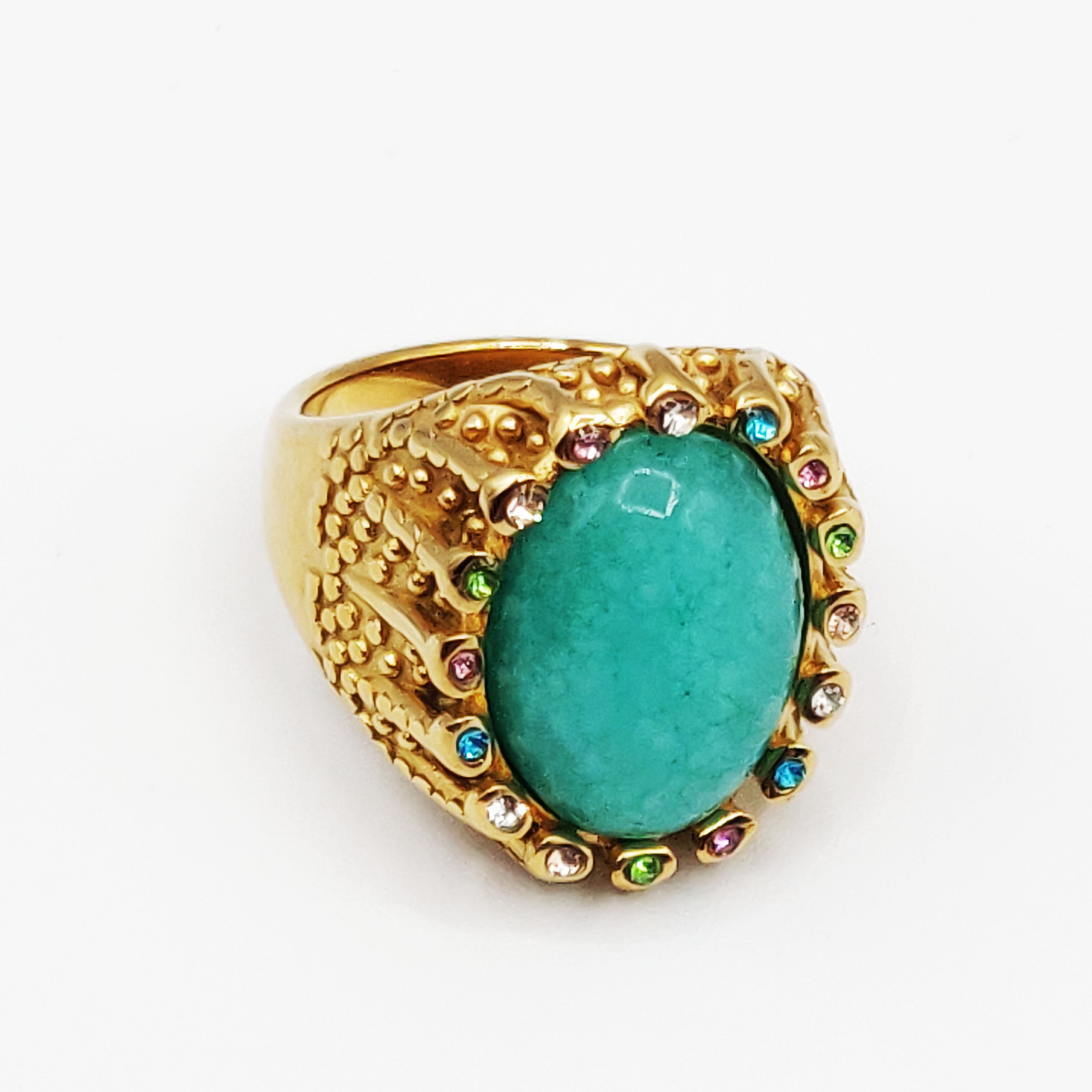 Bague Pierre Ovale Vert Clair Tour Cristaux Multicolores Luxe