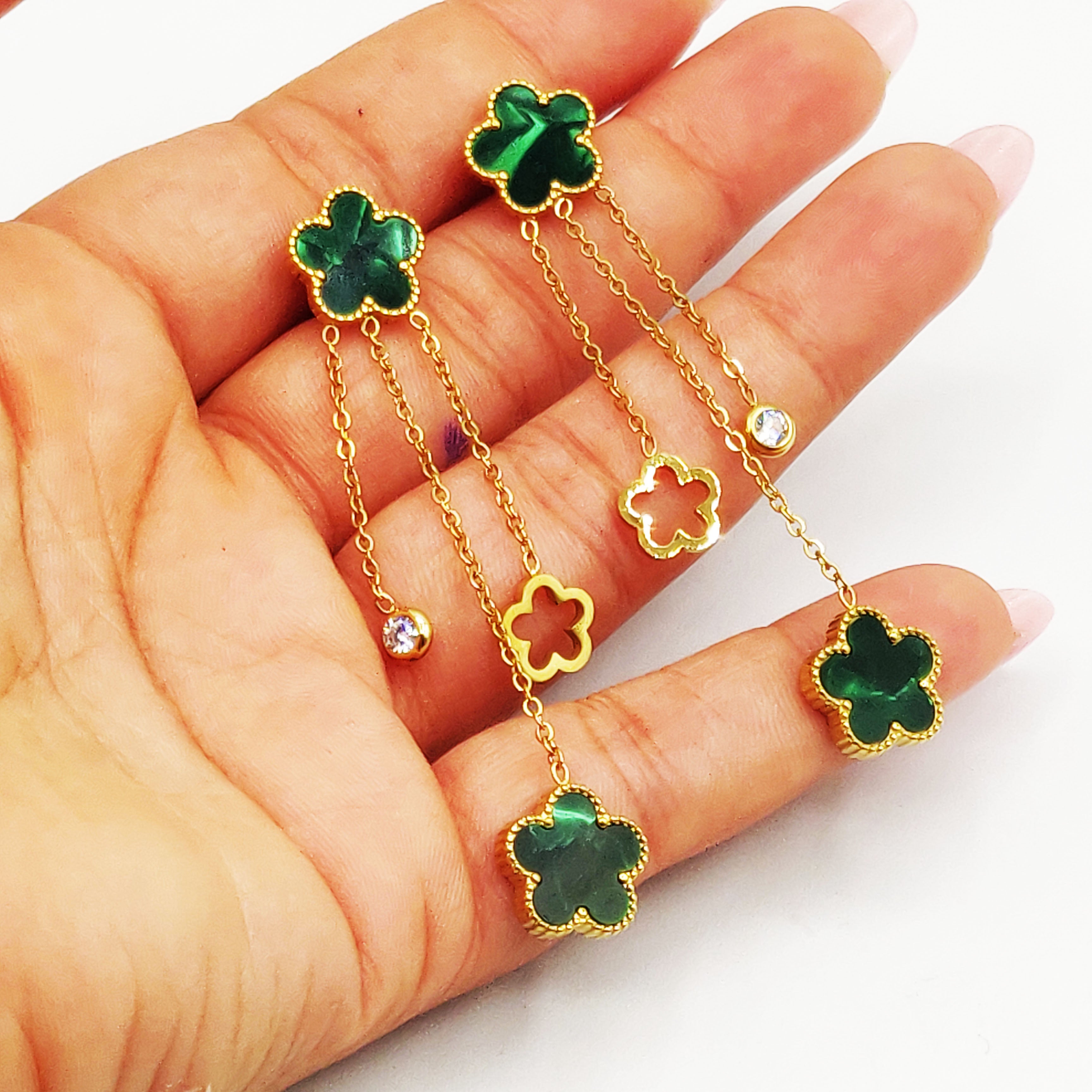 Boucles d'oreilles Marguerites Cristaux Verts Luxe