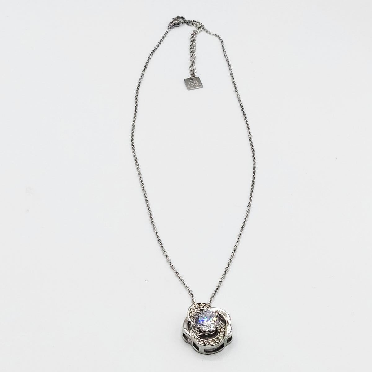 Collier Fleur Cristaux Argenté Luxe