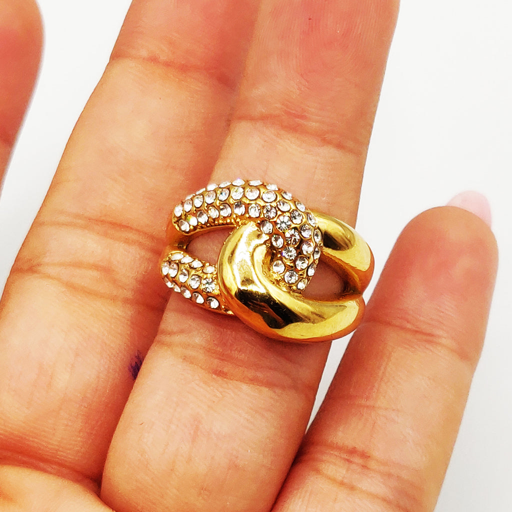 Bague Noeud Doré et Cristaux Luxe