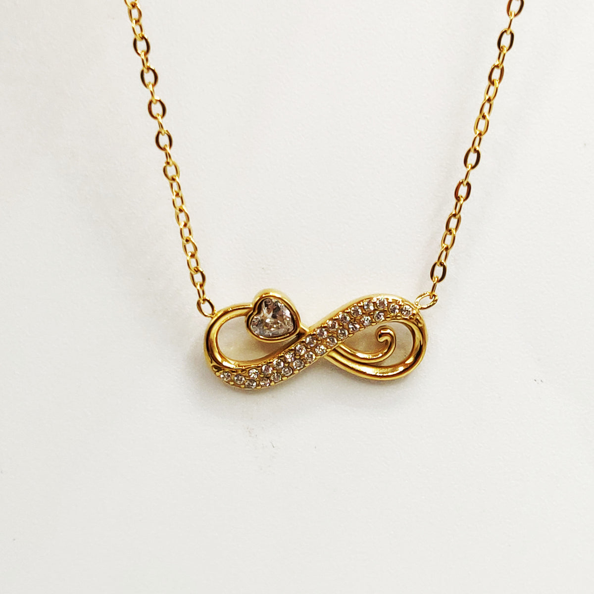 Collier Infinity Cristaux Coeur Cristal Luxe