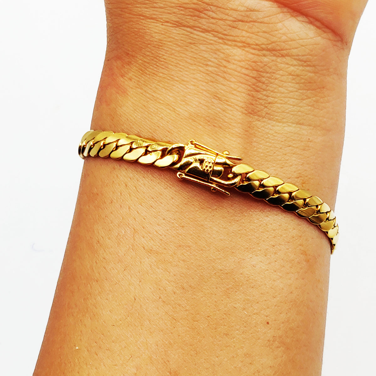 Bracelet Tresse Resserrée Fermeture Originale Fin Luxe