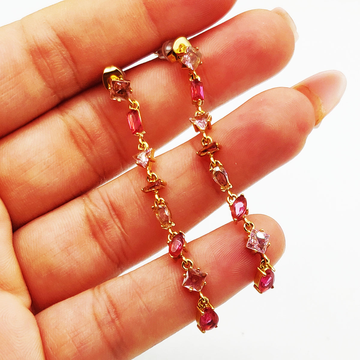 Boucles d'oreilles Multi Cristaux Multi Formes Rouges et Roses Luxe