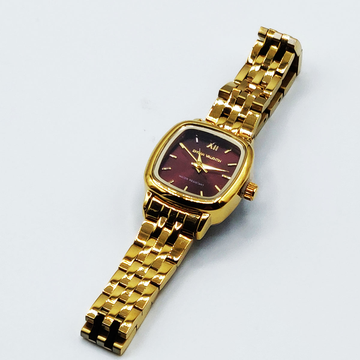 Montre Dylan Valentin DV110123 Fond Bordeaux Bracelet Doré