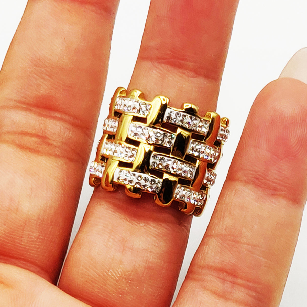 Bague Lignes Dorées et Cristaux Emmêlées Luxe