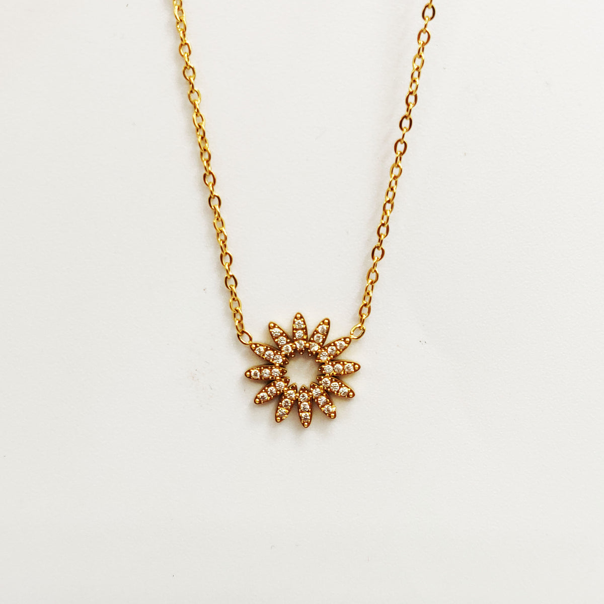 Collier Soleil Rayons Cristaux