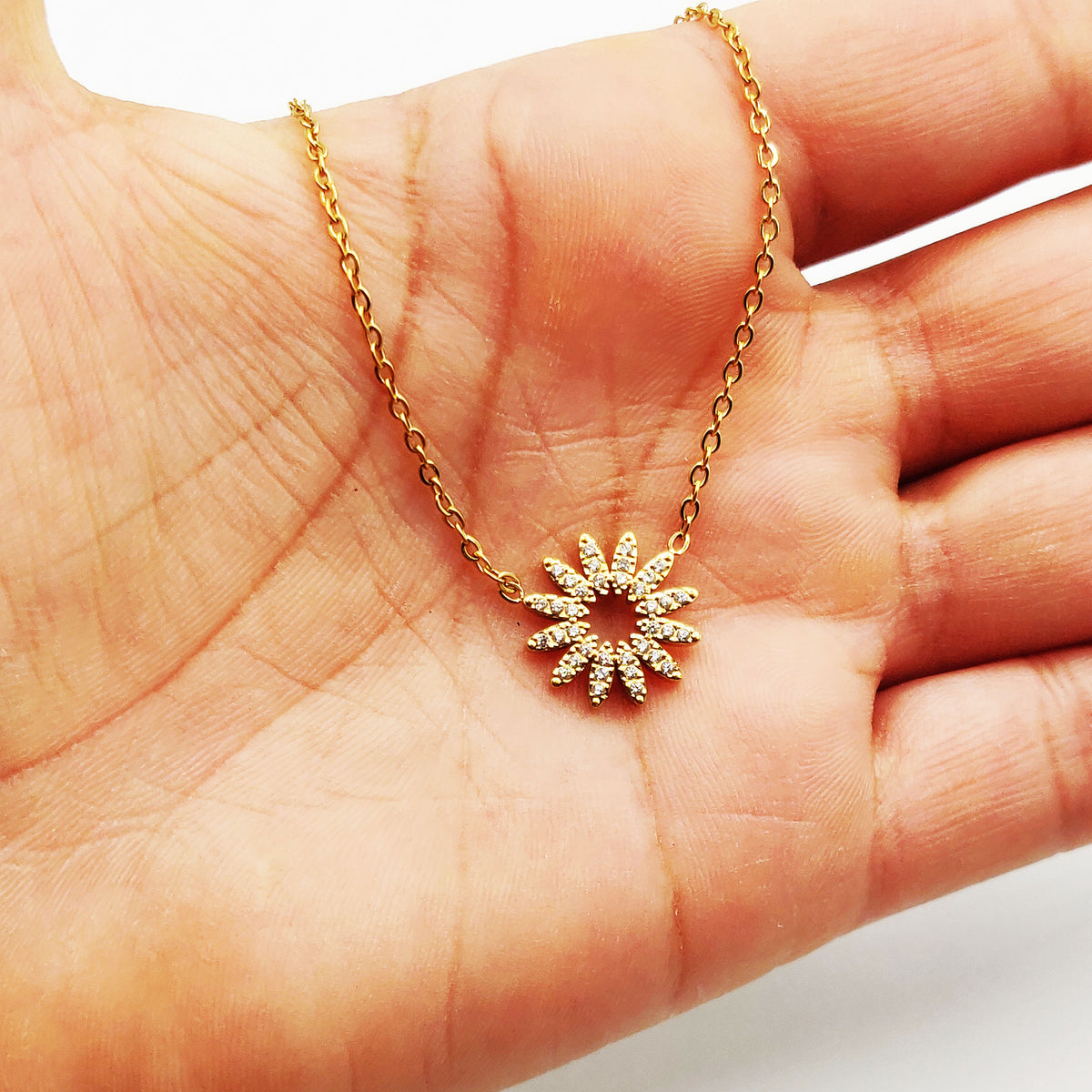 Collier Soleil Rayons Cristaux