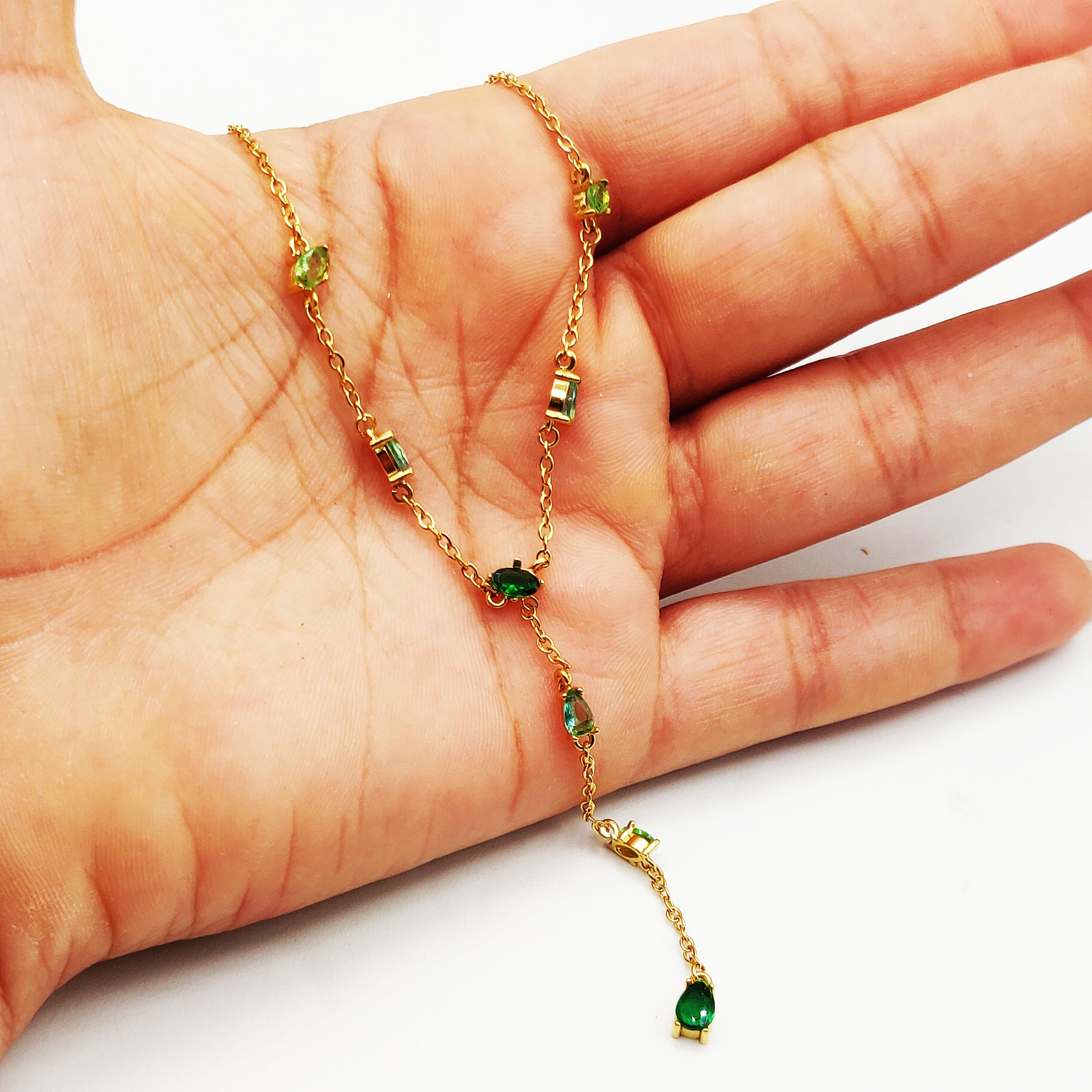 Collier Multi Cristaux Gouttes Vertes Luxe Descendant