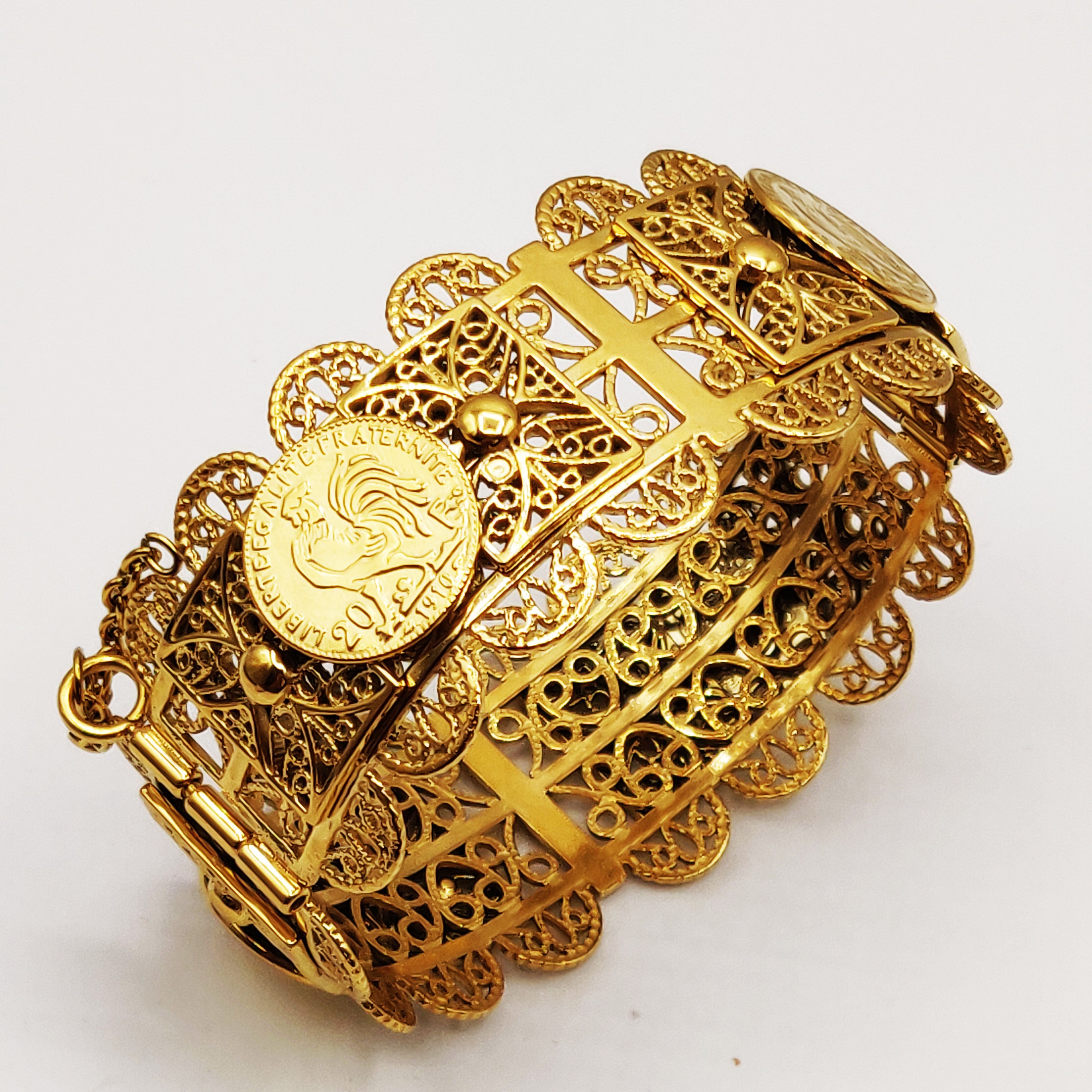 Bracelet Motifs Orientaux Louise Coq Fermoir à Épingle Luxe