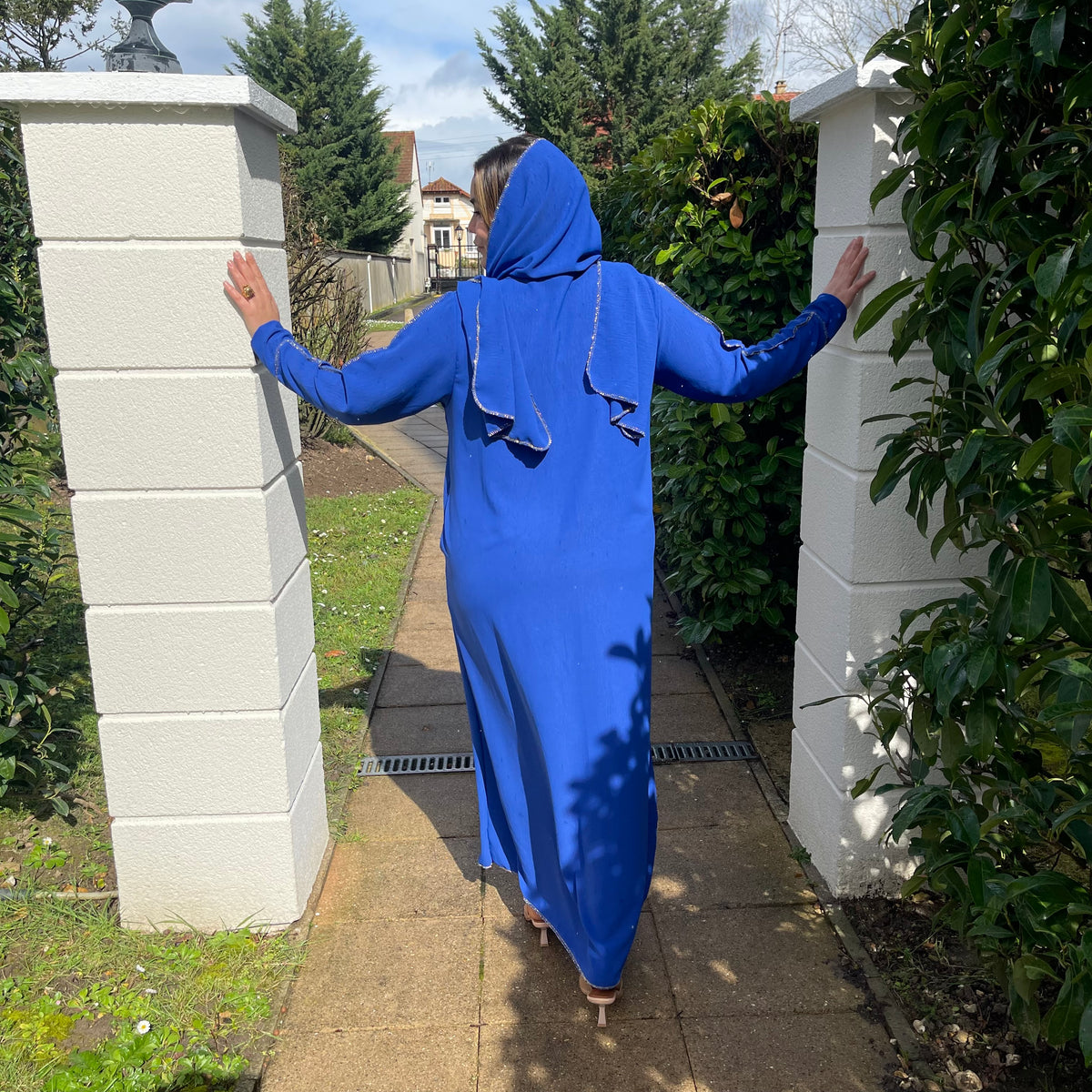 Abaya Hijab Intégré Bleu Roi