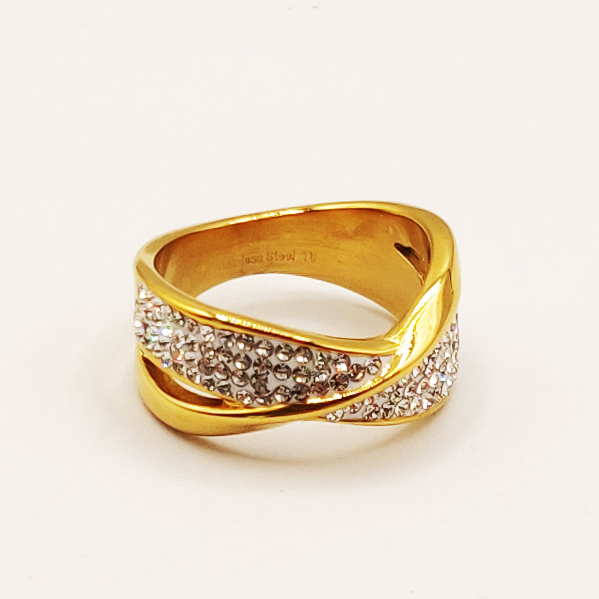 Bague Bandes Croisées Cristaux Luxe