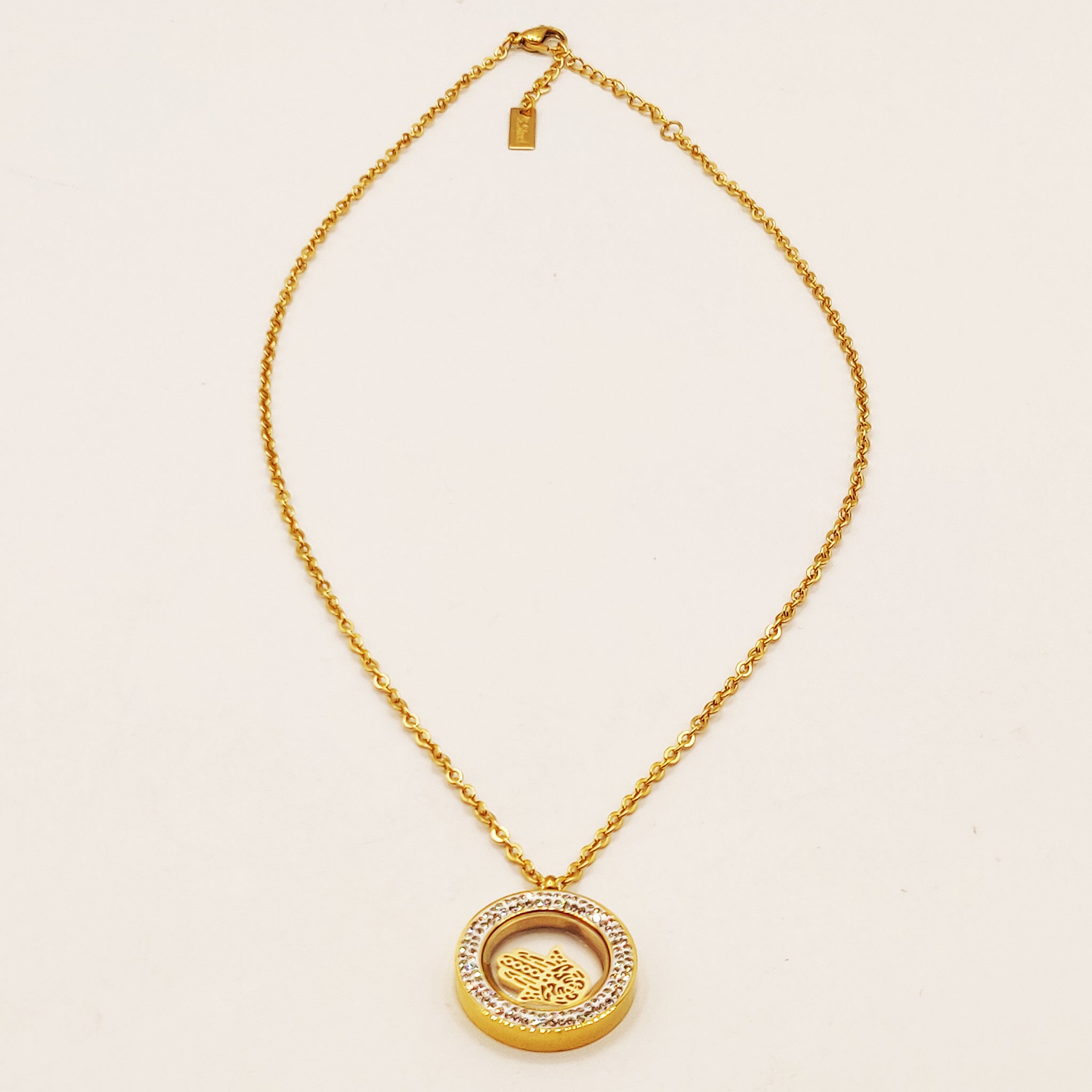 Collier Pendentif Cercles Cristaux Contenant Main de Fatma Luxe