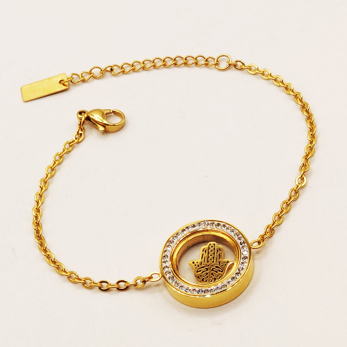 Bracelet Pendentif Cercles Cristaux Contenant Main de Fatma Luxe
