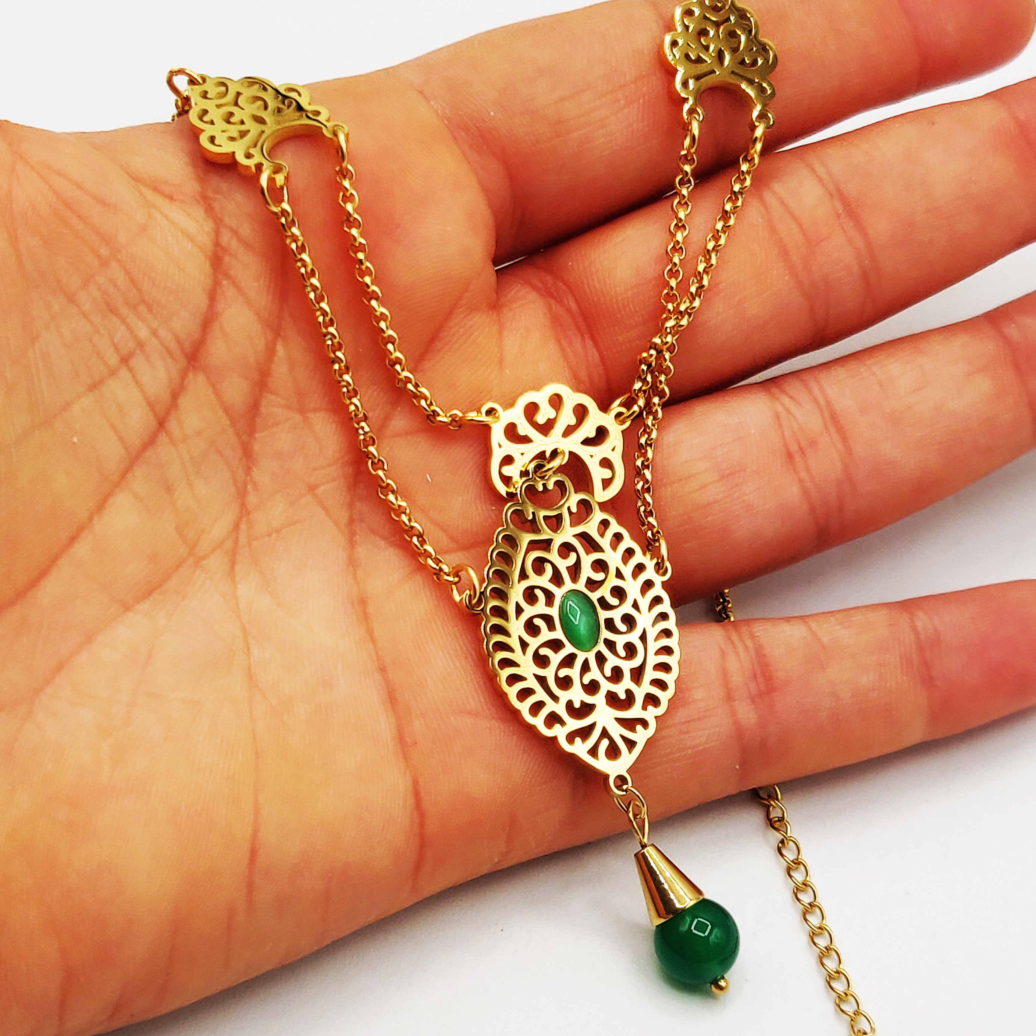 Collier Double Motif Oriental Pierres Vertes Luxe