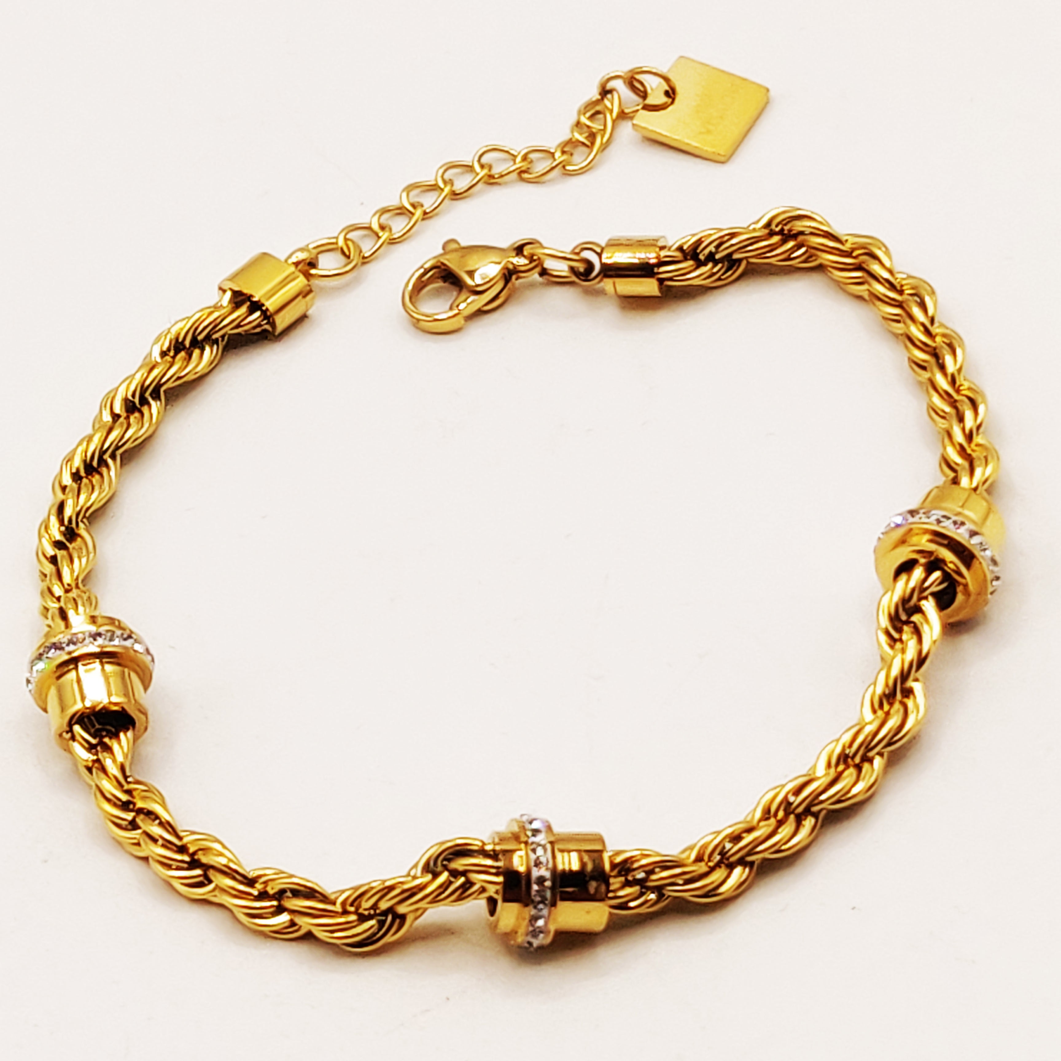 Bracelet Torsade Multi Lignes Motifs Cristaux Luxe