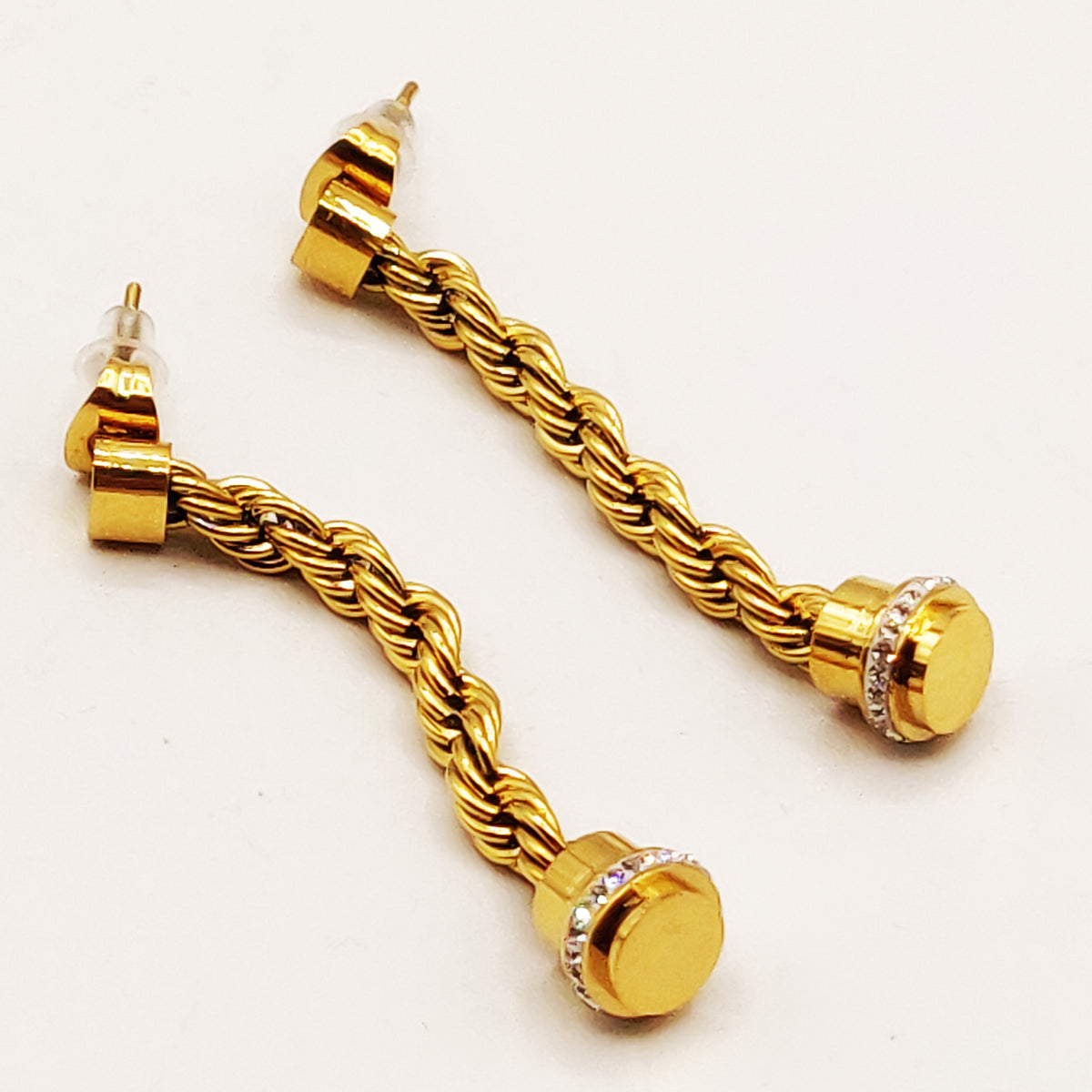 Boucles d'oreilles Torsade Multi Lignes Motifs Cristaux Luxe